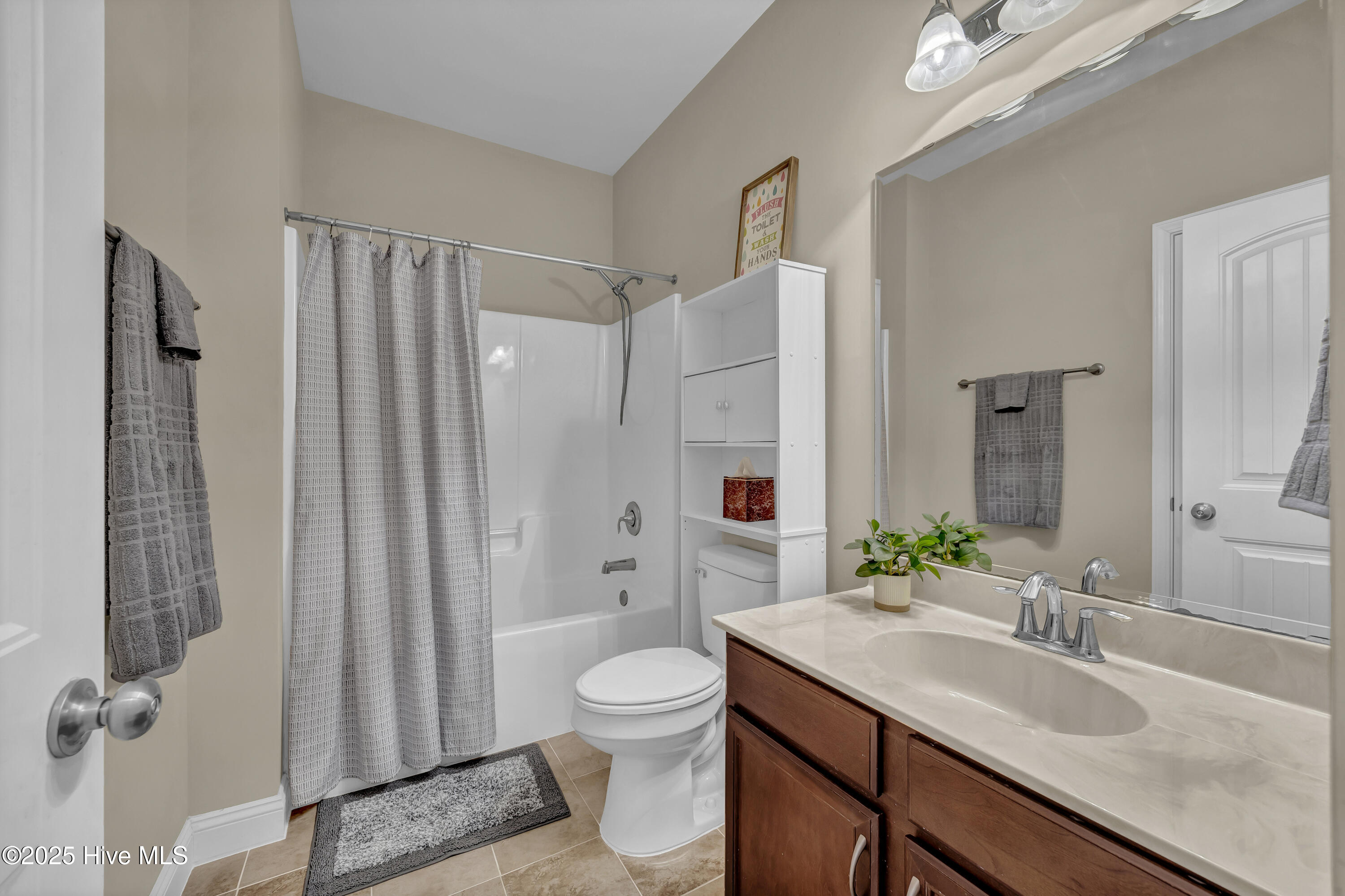 100549704 | Photo 36