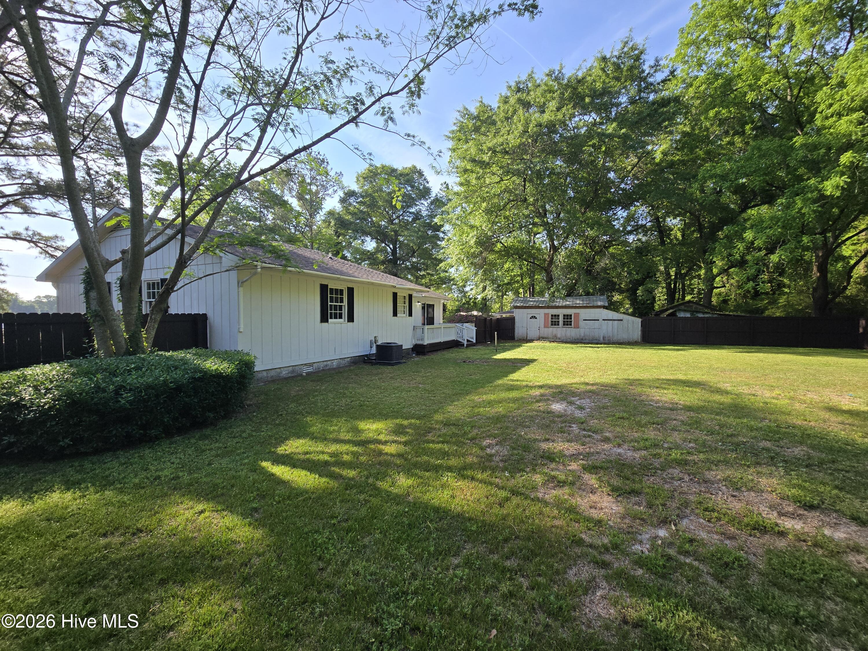 Undisclosed Address, Richlands, NC, 28574