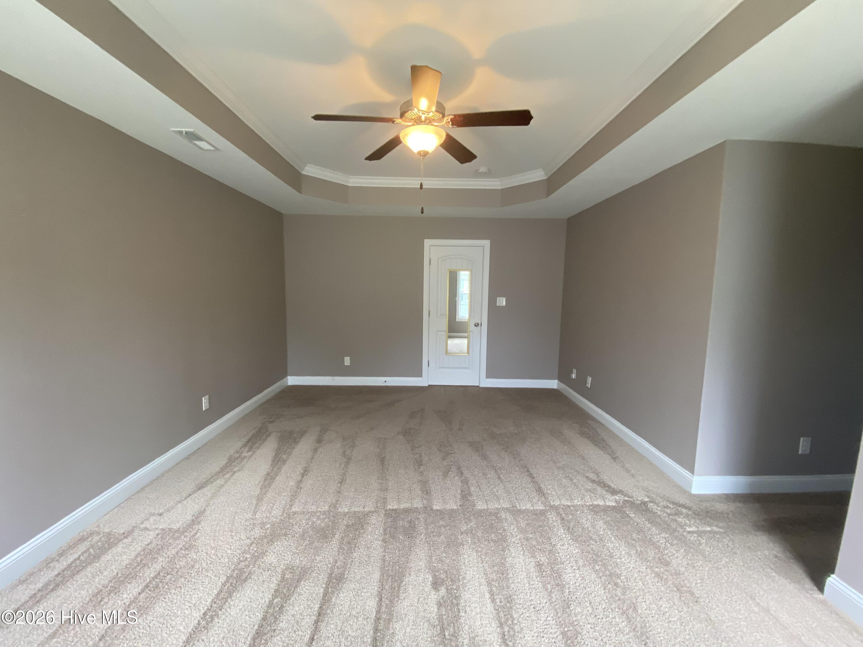 100567028 | Photo 10