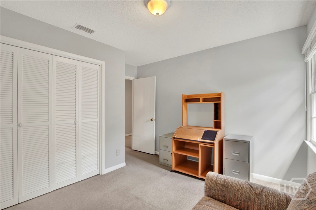 455 Mall Boulevard 6