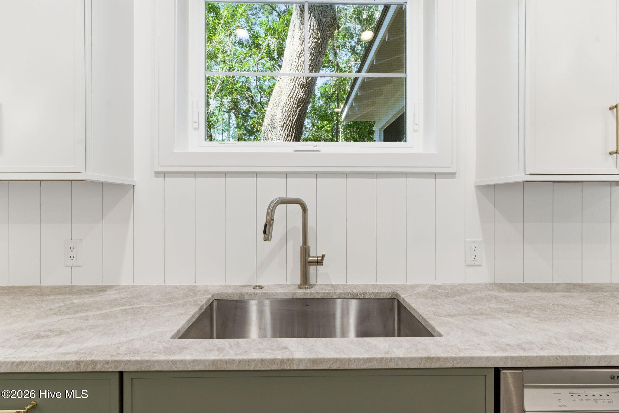 4 Dogwood Trail, Bald Head Island, NC 28461 – photo 16: 11-web-or-mls-DSC02591