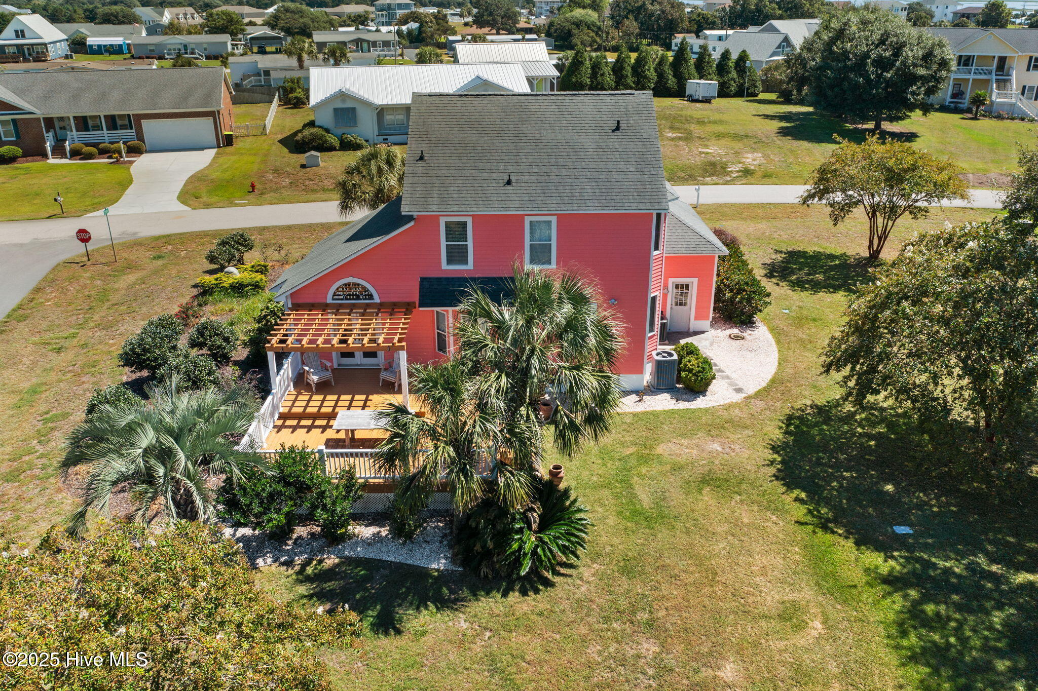 100509024 | Photo 26