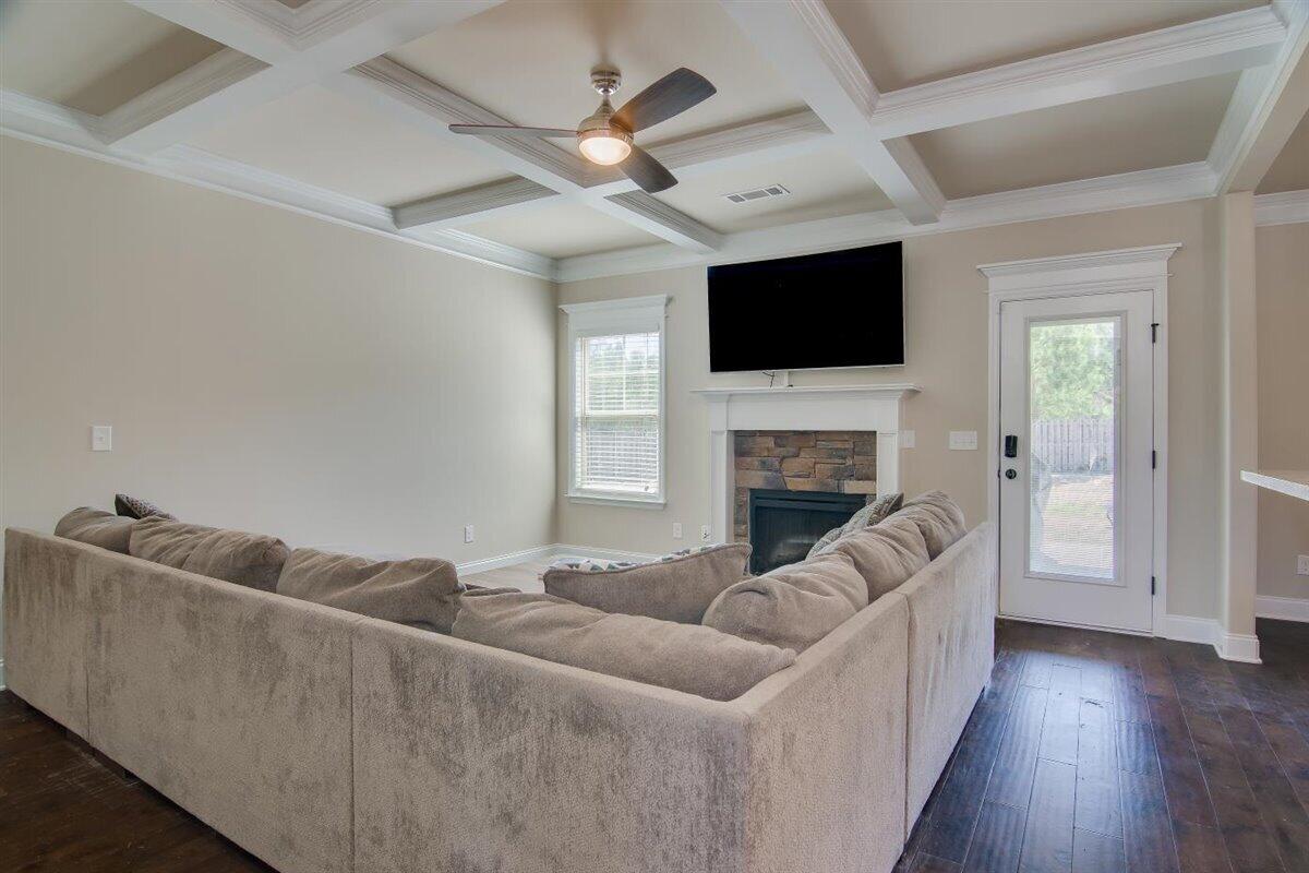 4412 Jeffery Lane