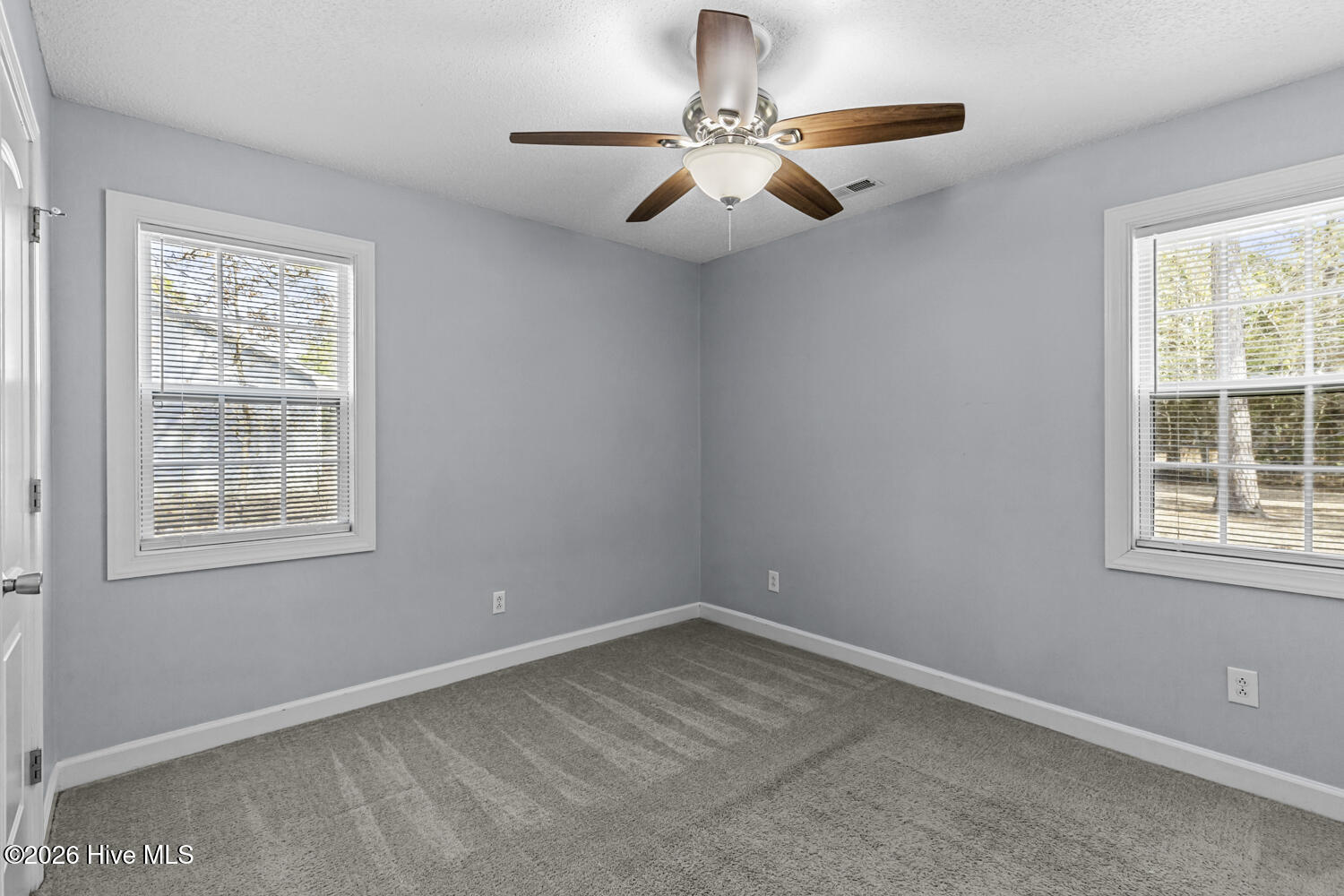 100555475 | Photo 15