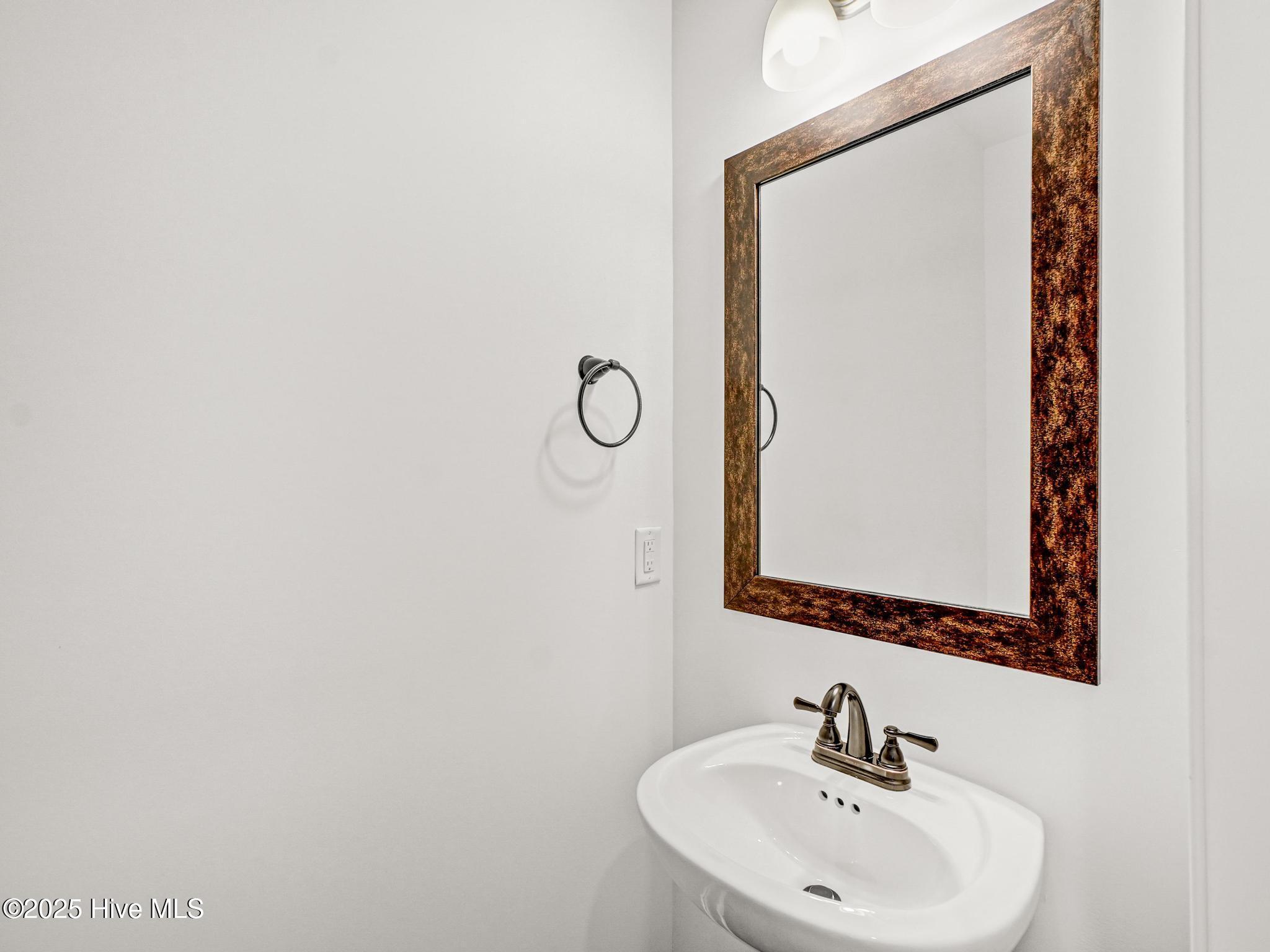 Homes for sale in Southern Pines, NC | 253 Townhome Ln #253, Southern Pines, NC 28387 | MLS# 100529975