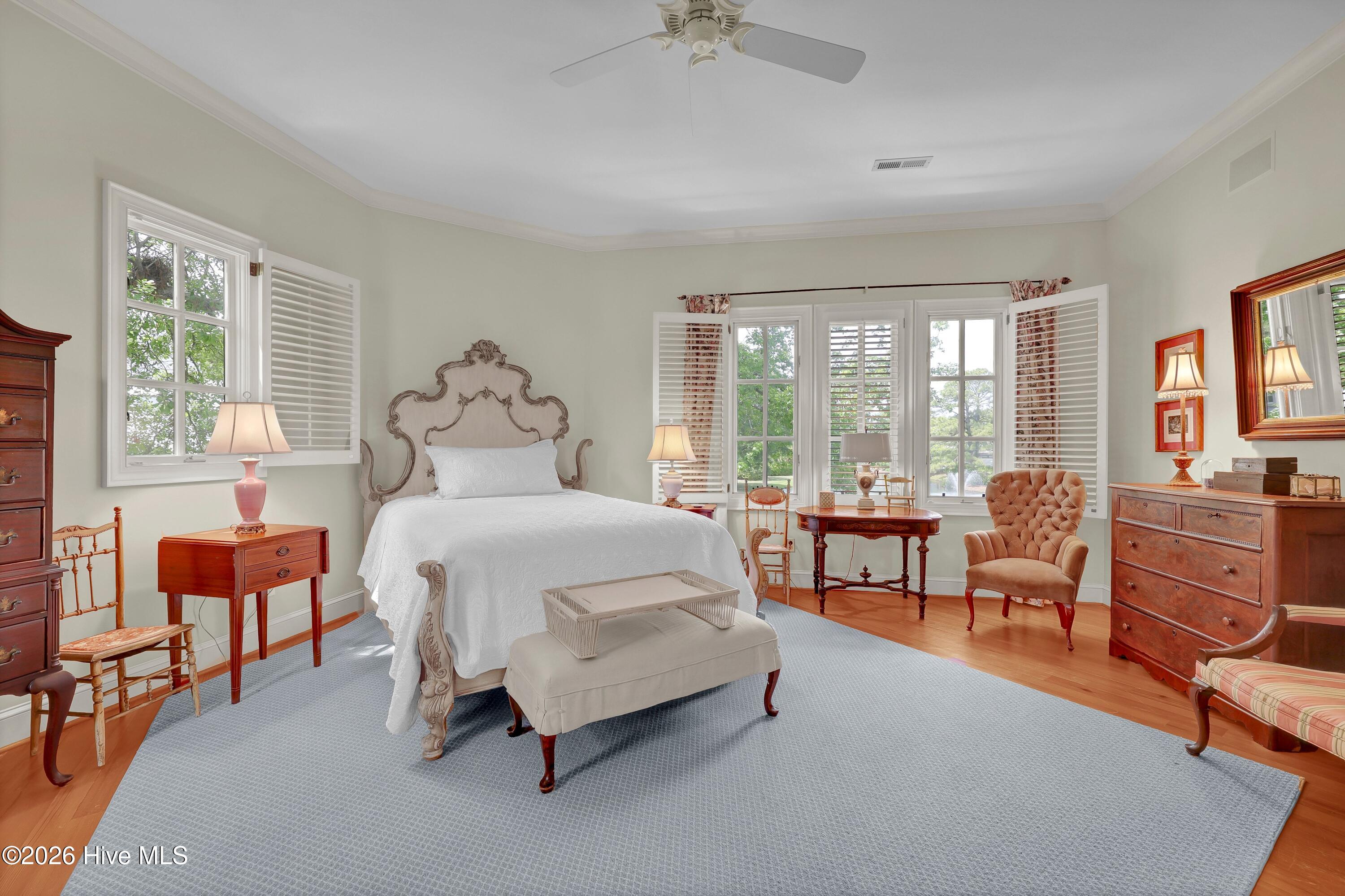 100567491 | Photo 29