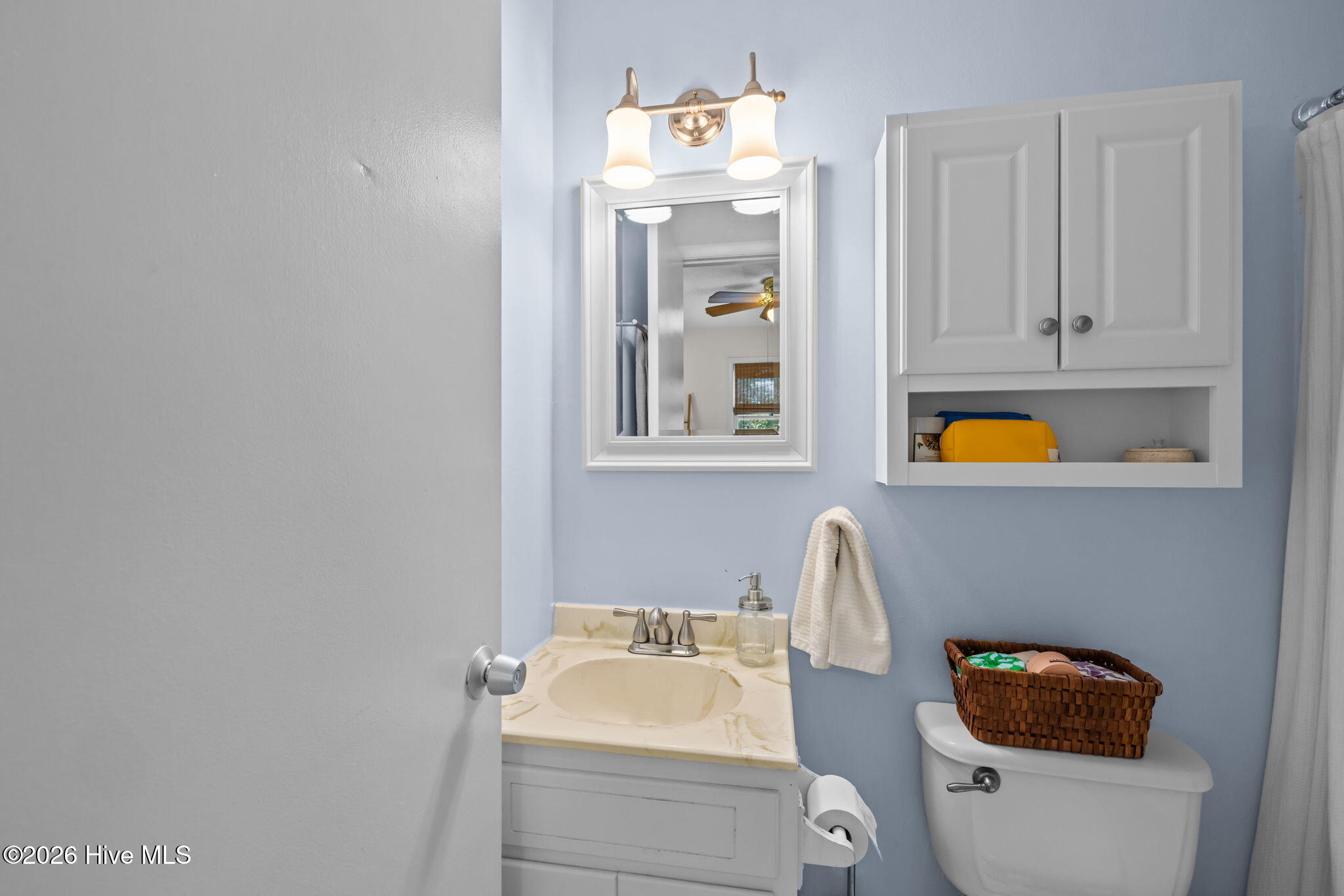 100556660 | Photo 28