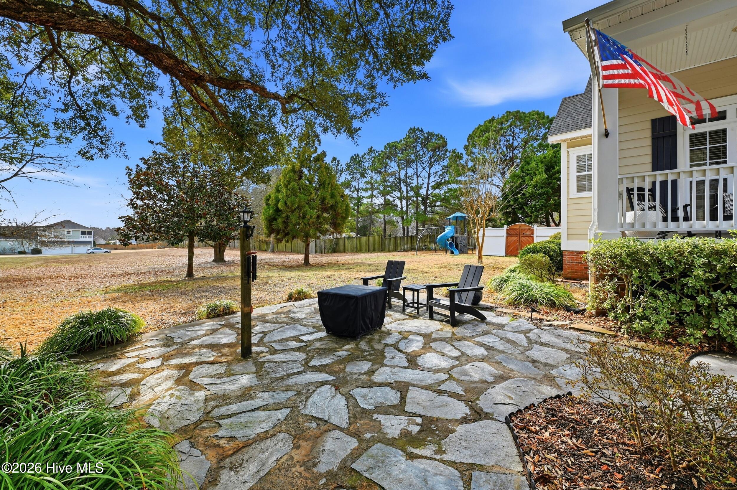 100556453 | Photo 53