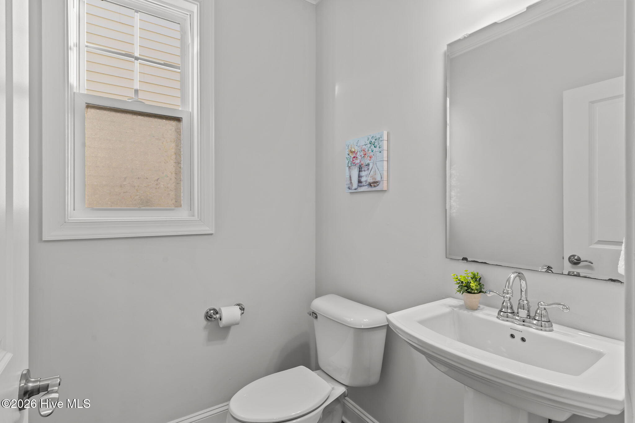 100548771 | Photo 27