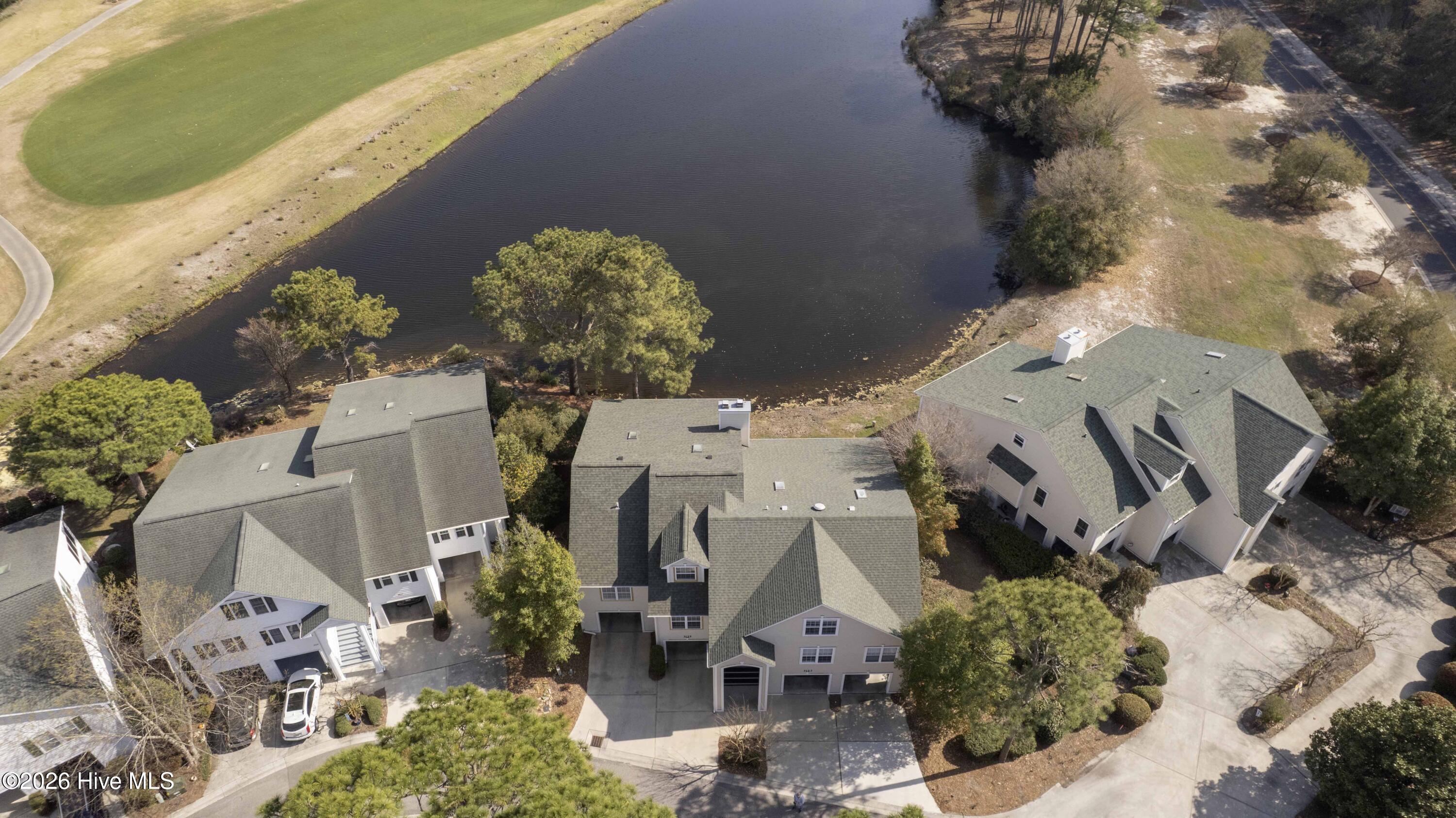 100563041 | Photo 59