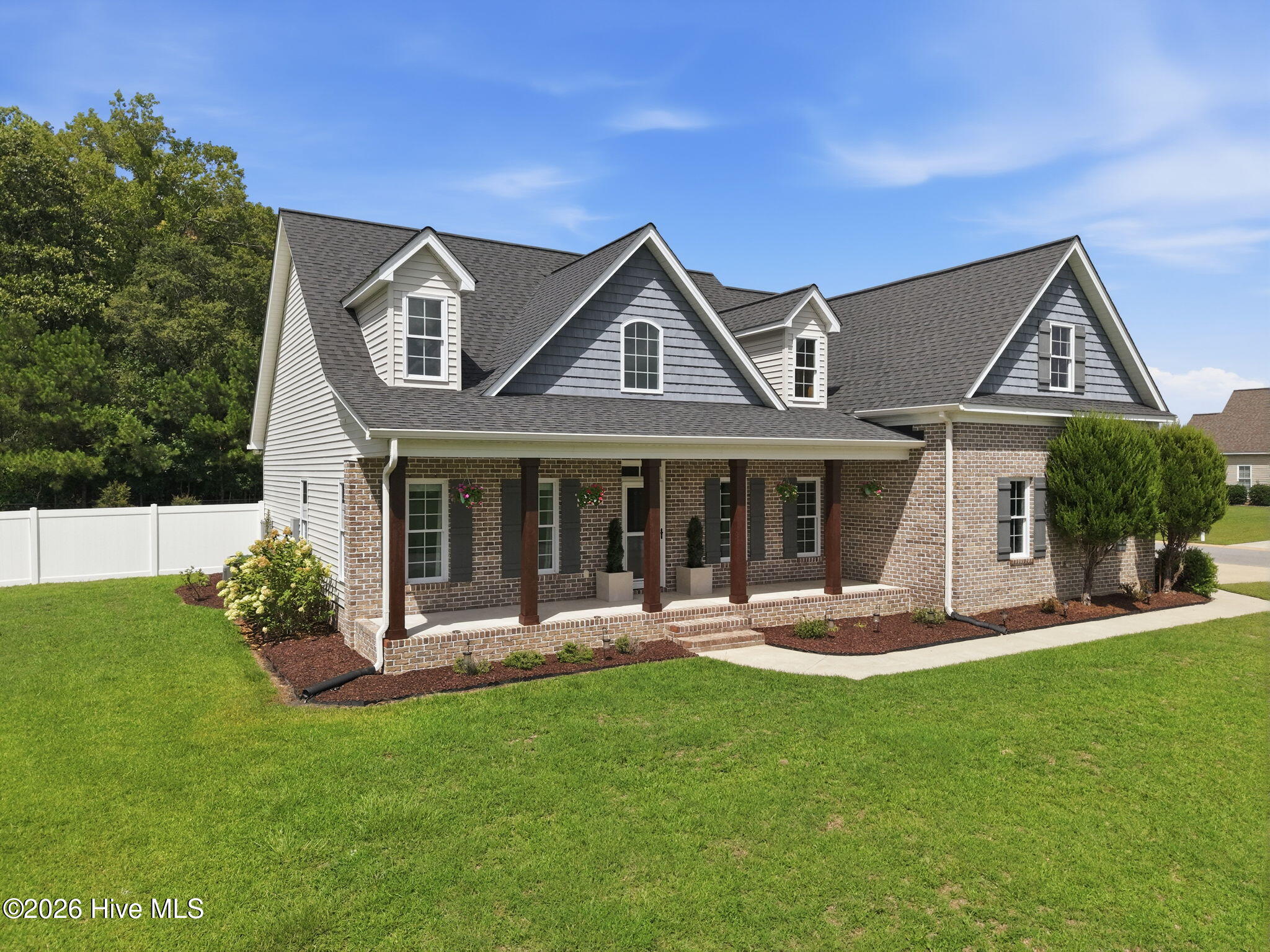 3rd image of 410 Olde Towne Dr, Greenville, NC 27858 | MLS# 100596136