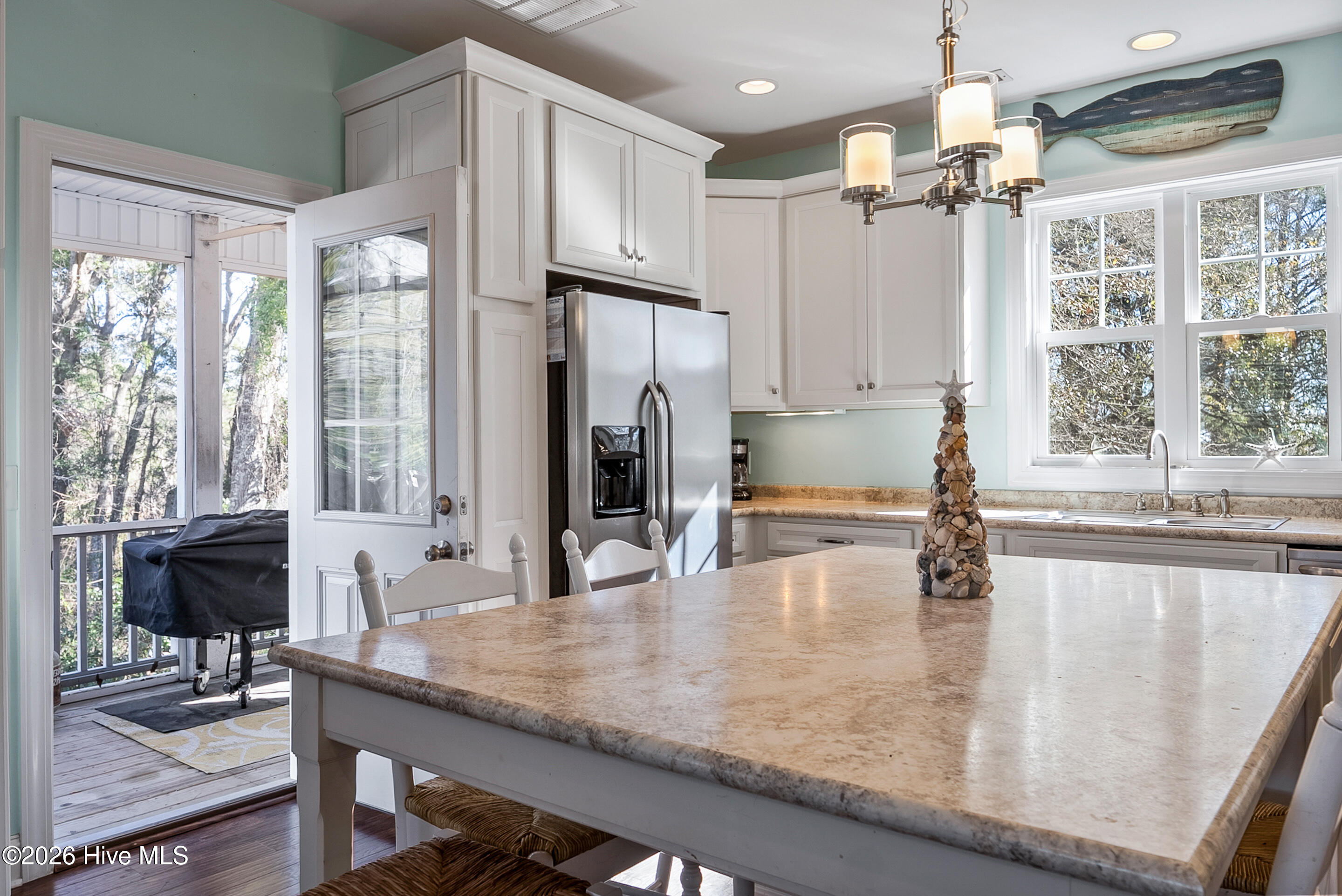 100551312 | Photo 17