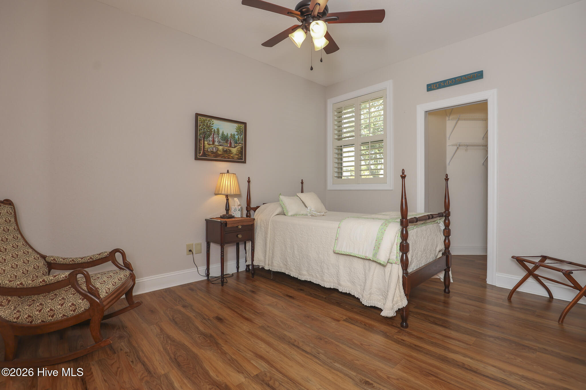 100564942 | Photo 116