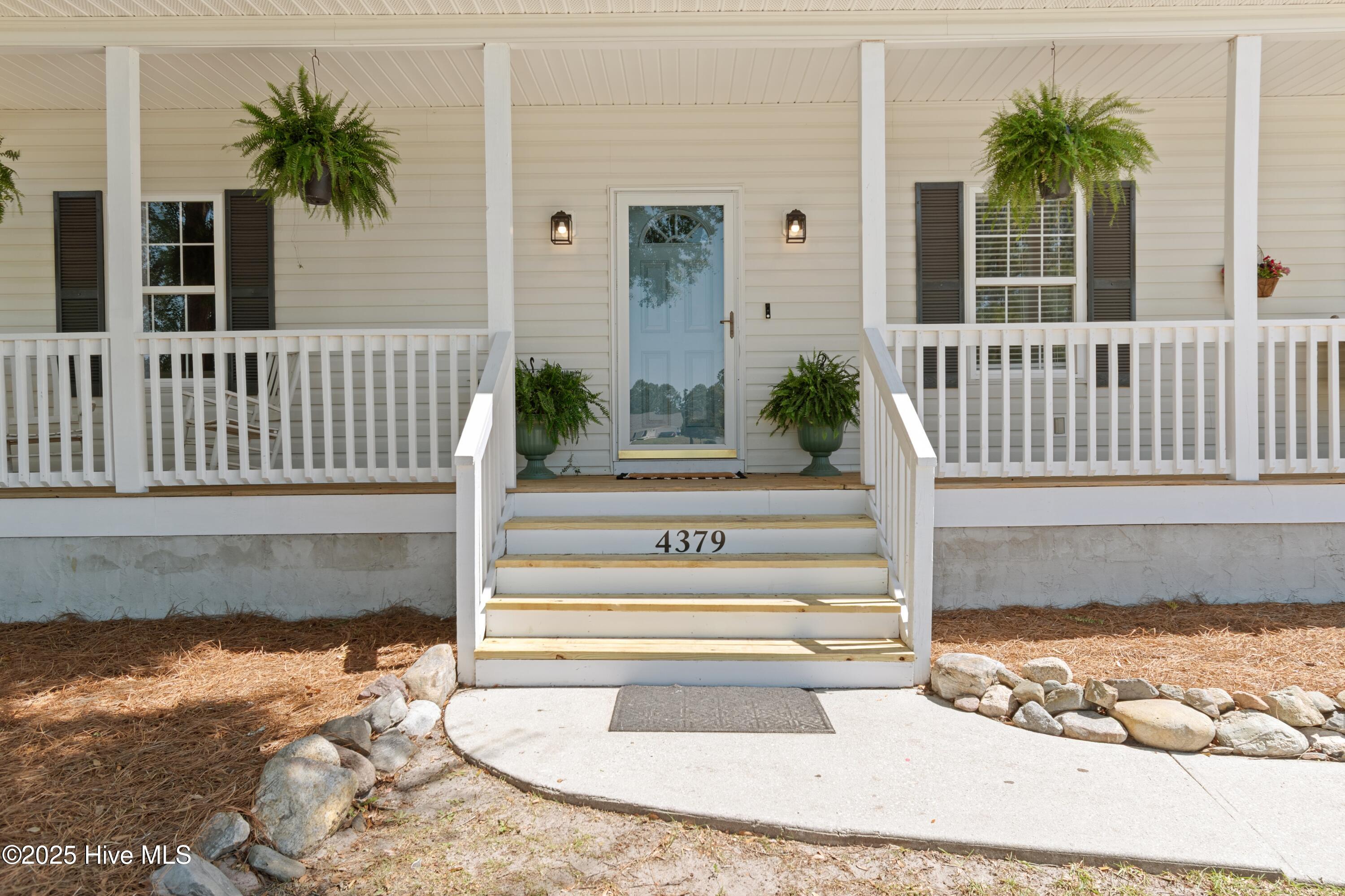 Homes for sale in Shallotte, NC | 4379 Owendon Dr, Shallotte, NC 28470 | MLS# 100509248