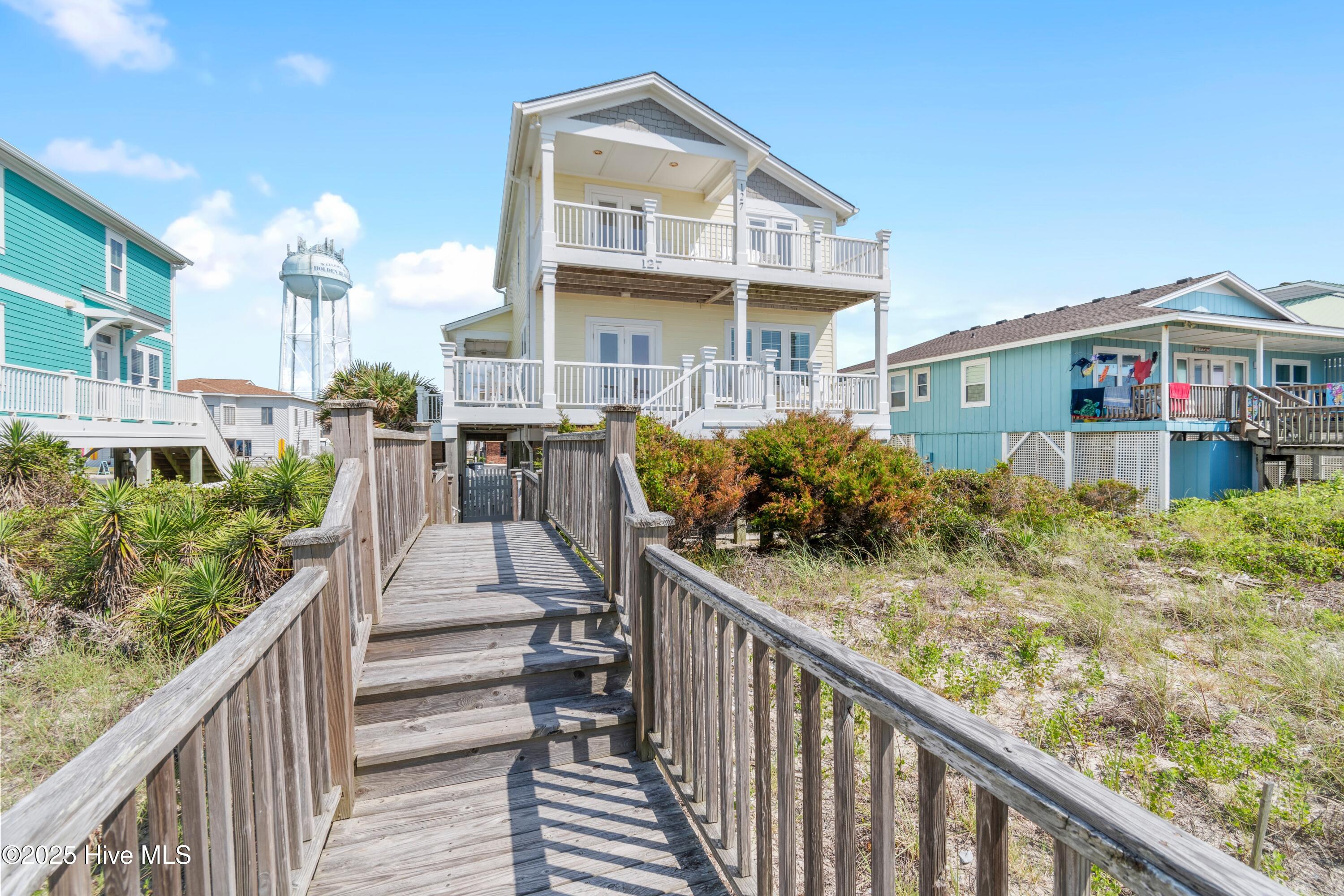 100535231 | Photo 58