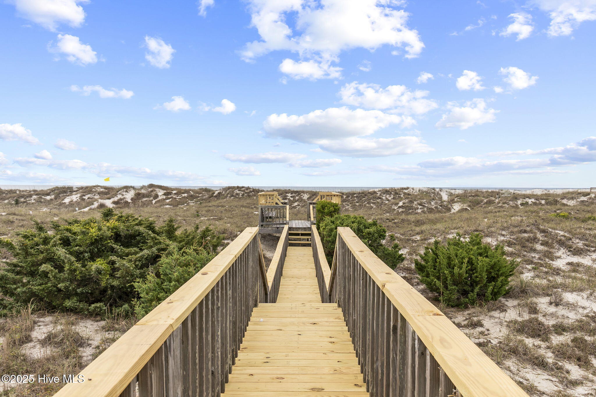 Private boardwalk to the beach