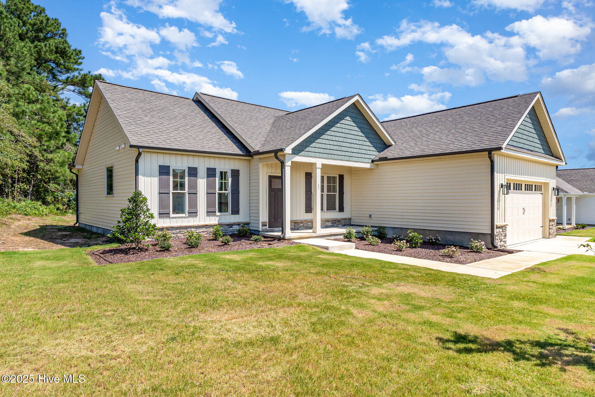 Homes for sale in Selma, NC | 47 Royal Ave, Selma, NC 27576 | MLS# 100487652