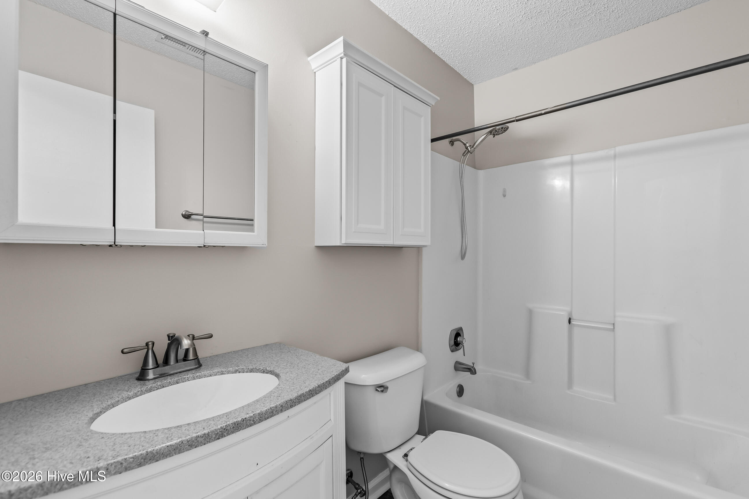 100551907 | Photo 18