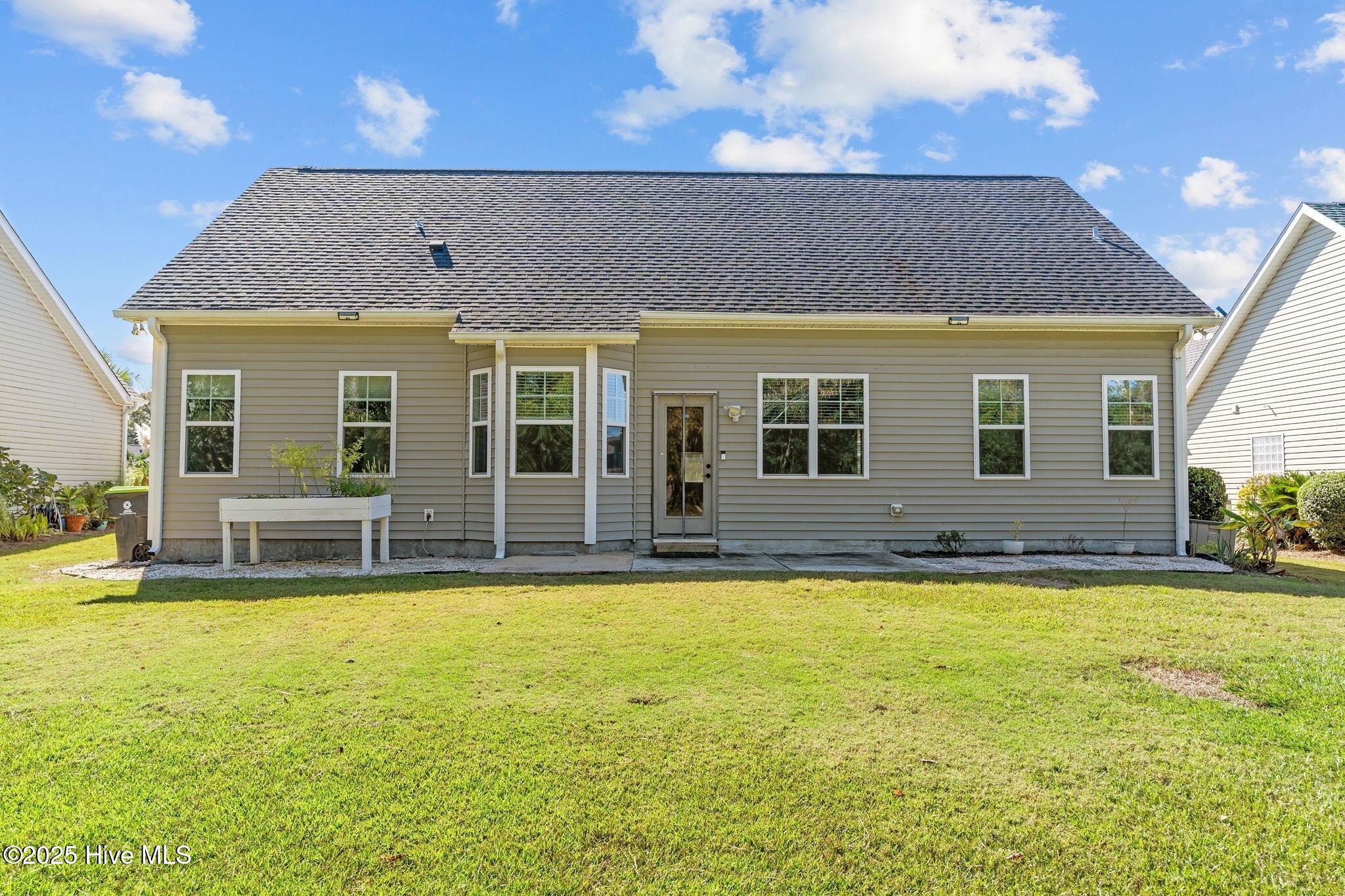 100537665 | Photo 35