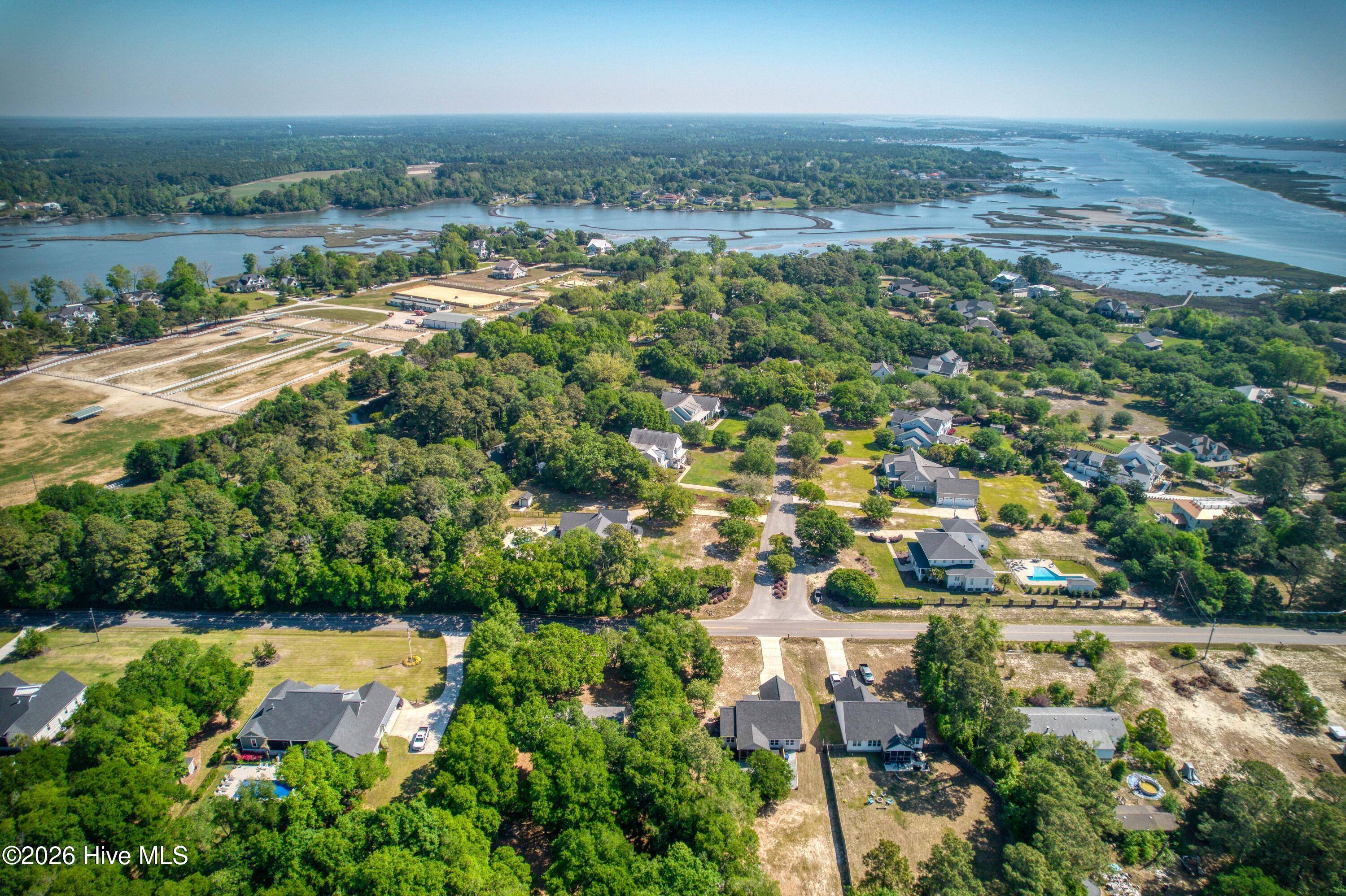 100569284 | Photo 60