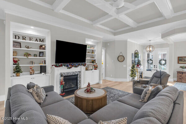 100545282 | Photo 12