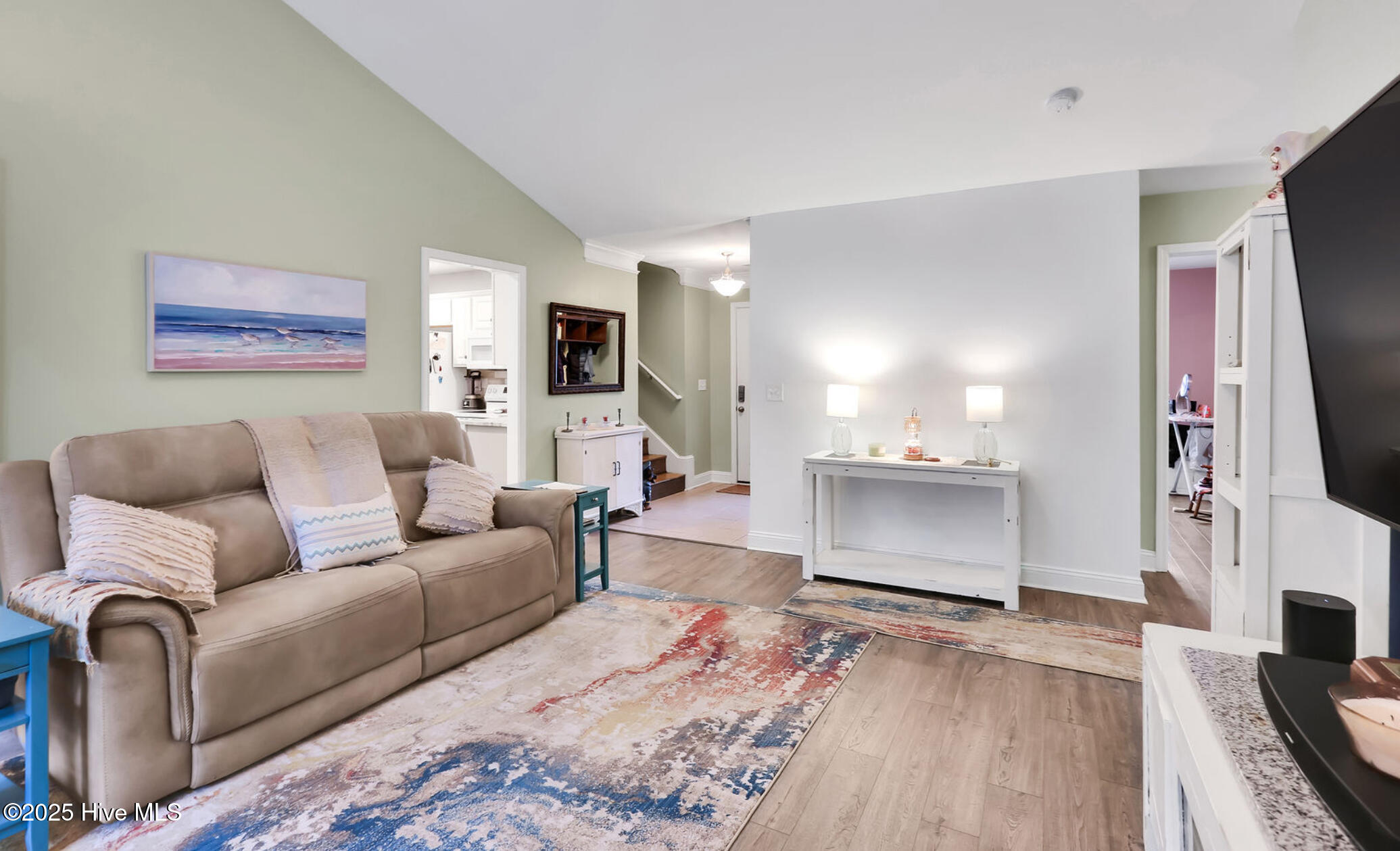 100547163 | Photo 10