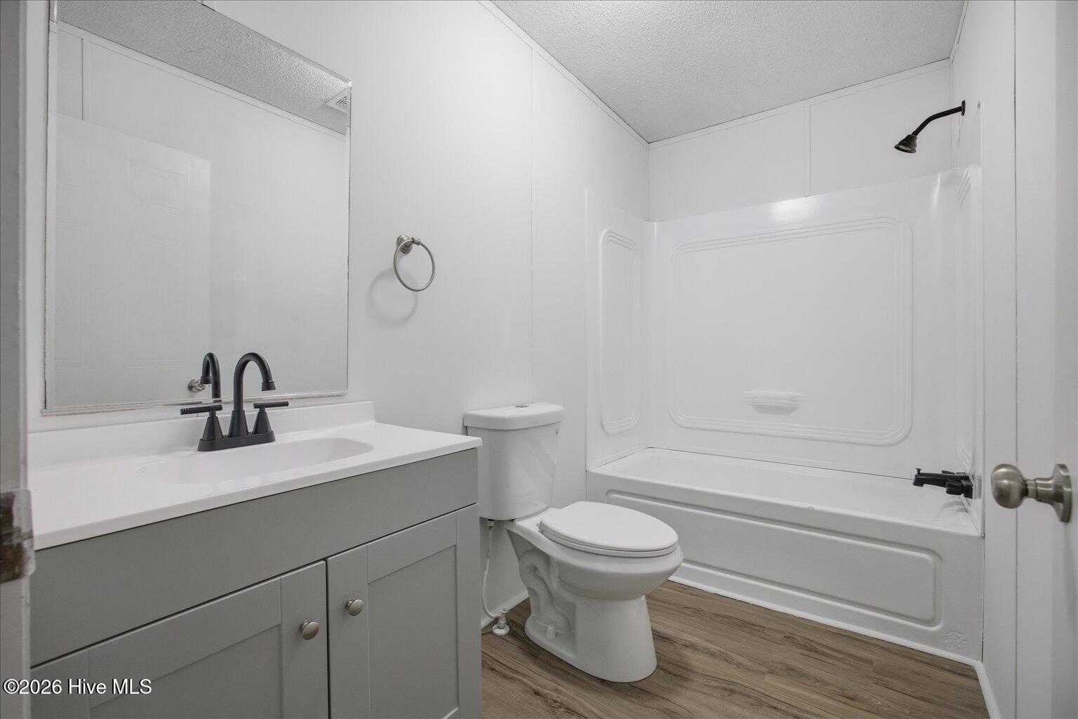 100551376 | Photo 23