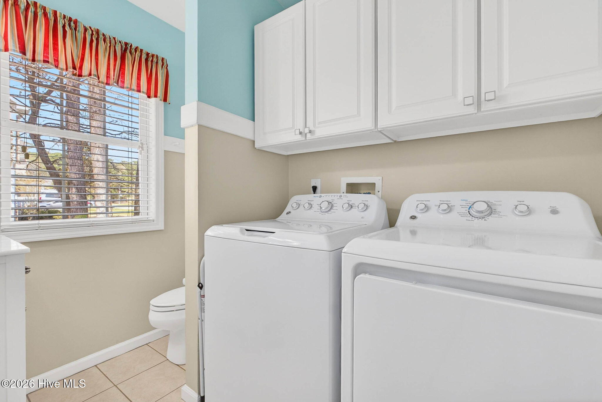 100562589 | Photo 30