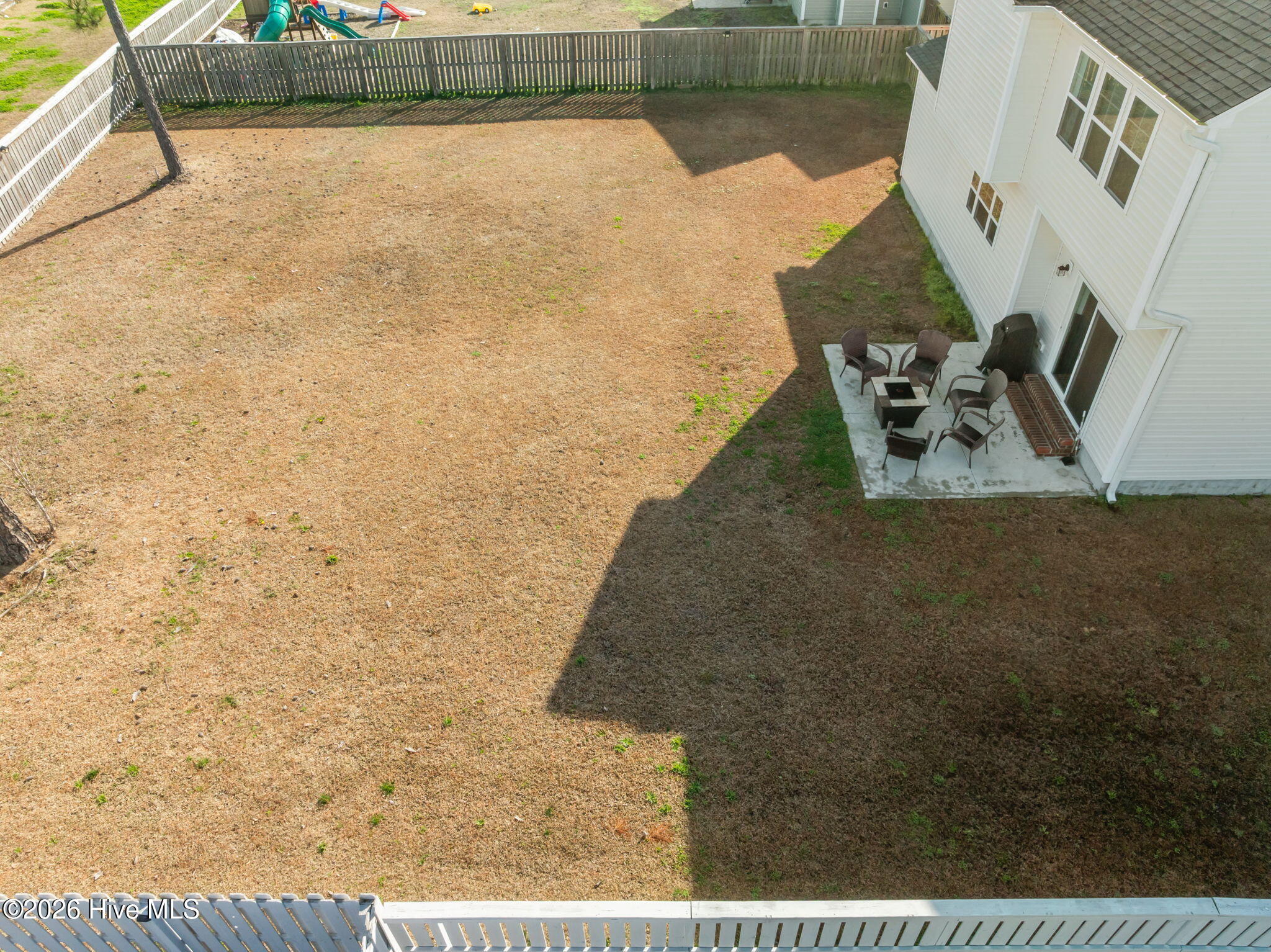 100558417 | Photo 50