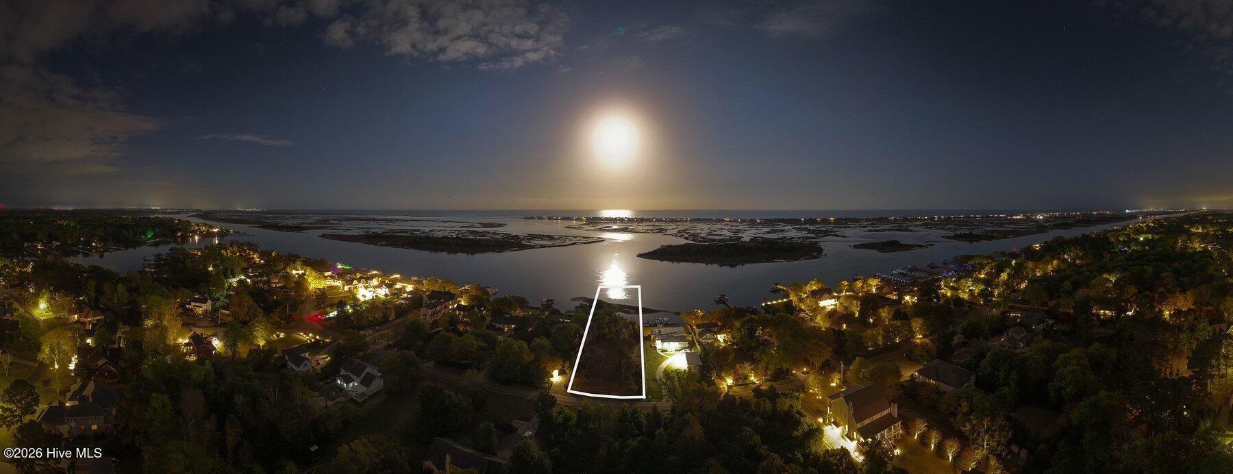 100564910 | Photo 23