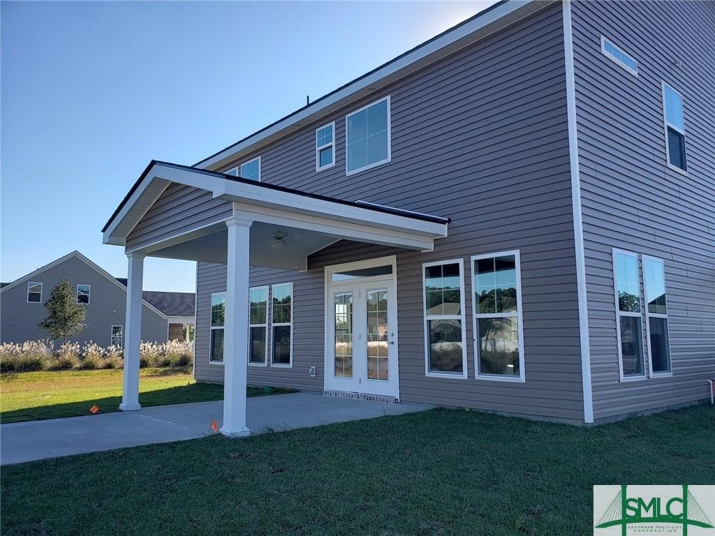 Identical Plan but colors will vary.