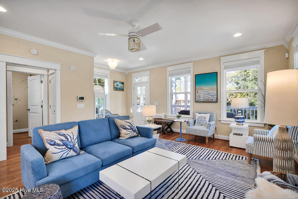 100539026 | Photo 17