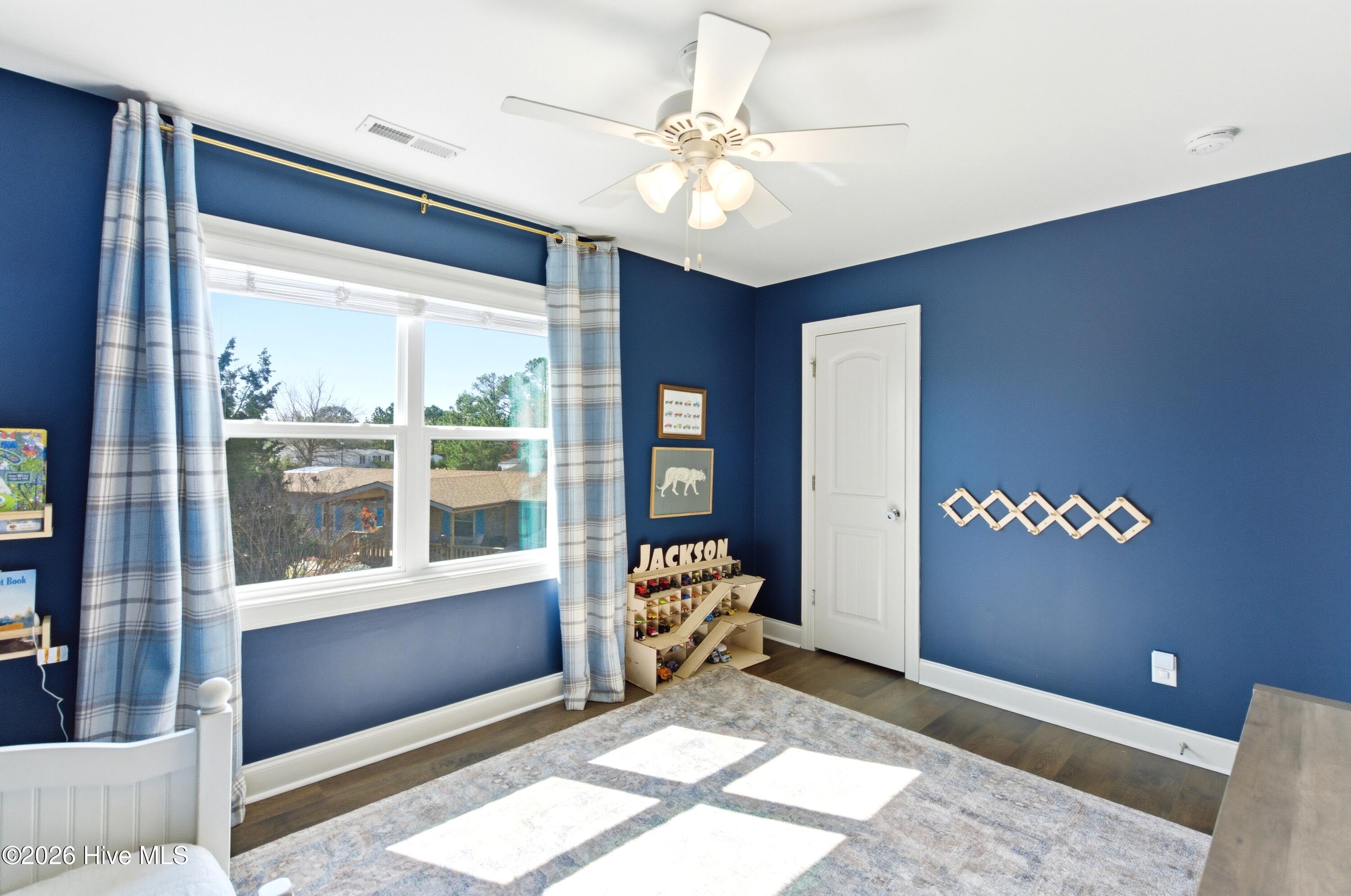 100561157 | Photo 39