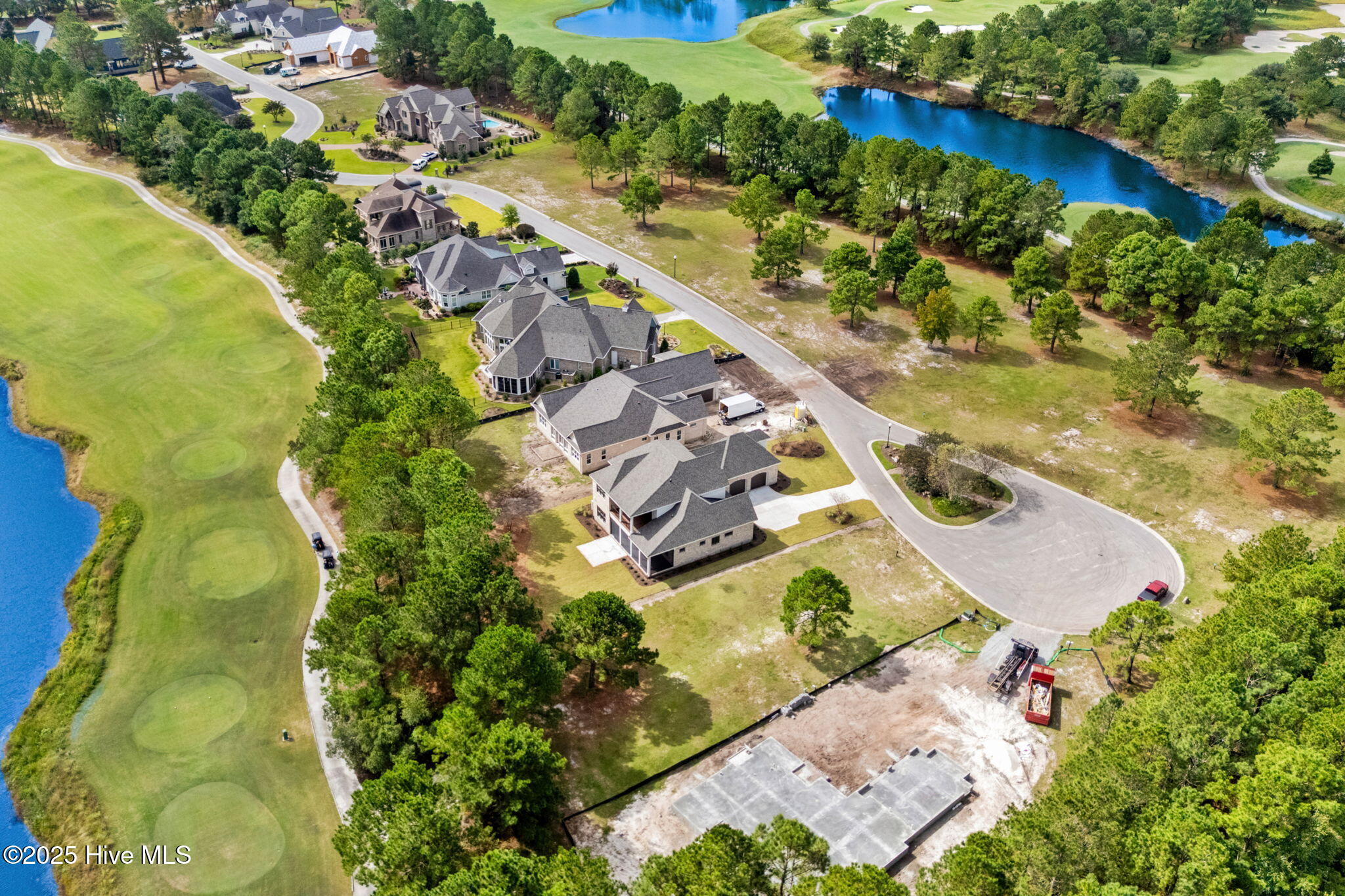 100509277 | Photo 71