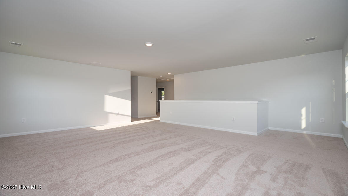 100543611 | Photo 29