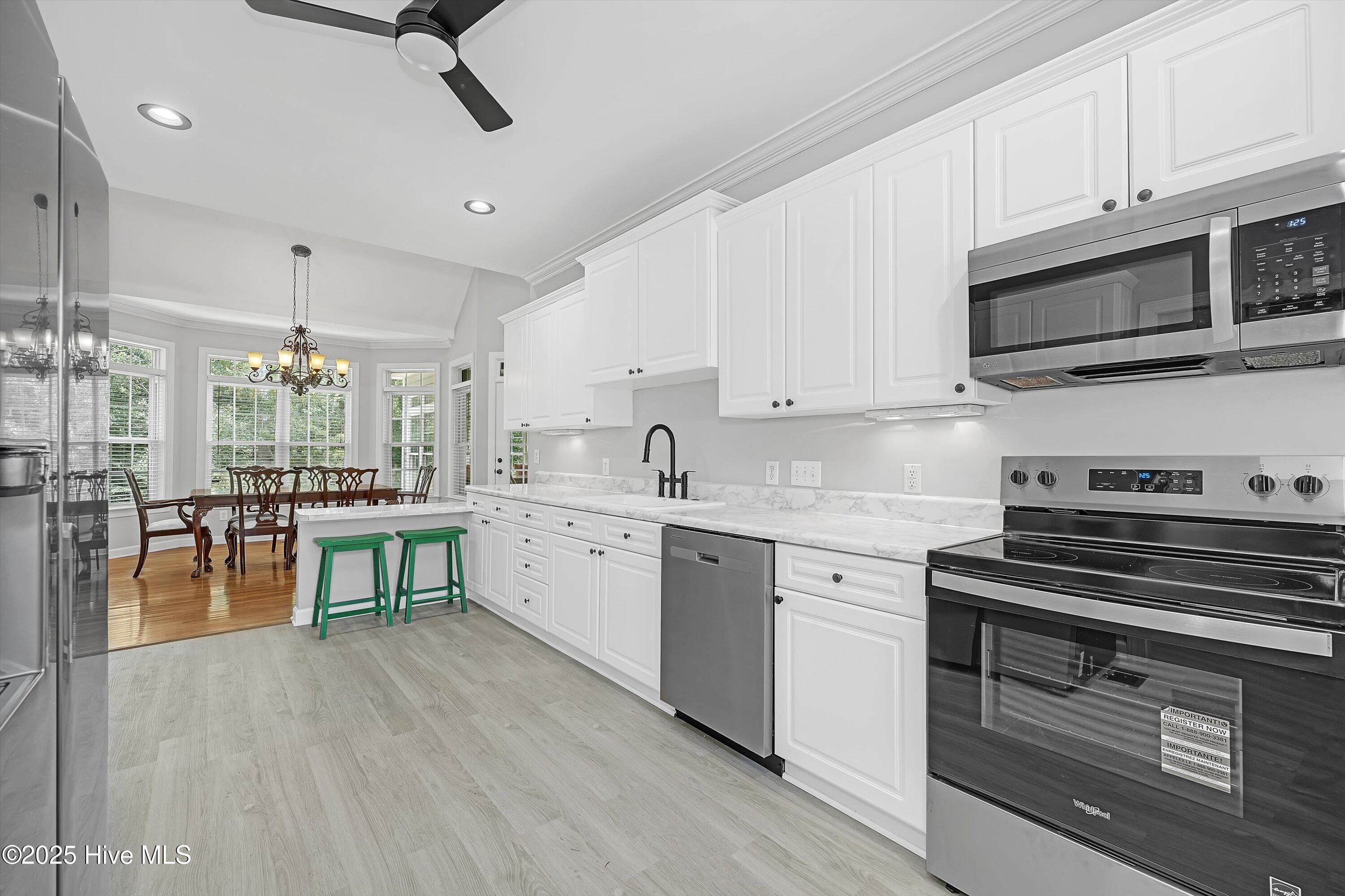 100515294 | Photo 20