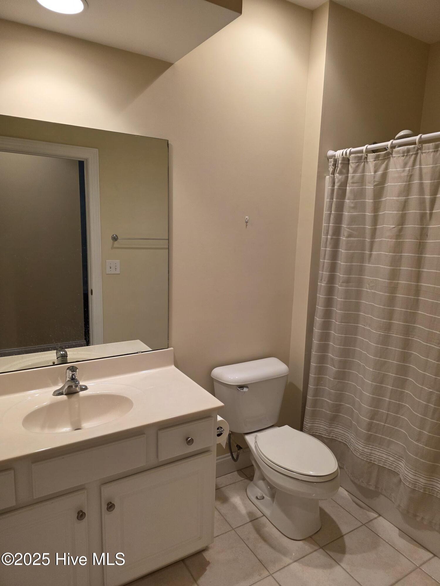 100534904 | Photo 24