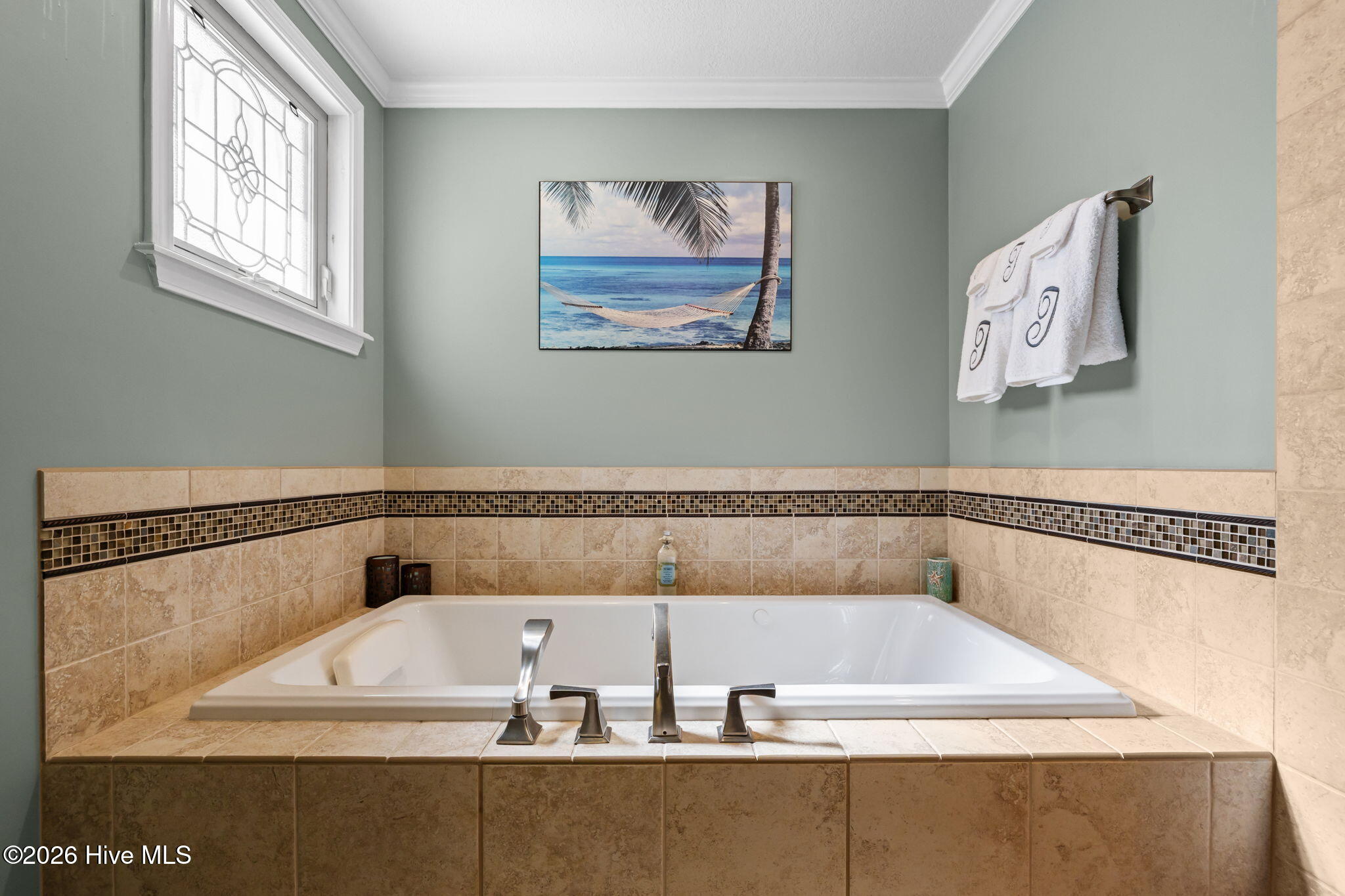 100558947 | Photo 34