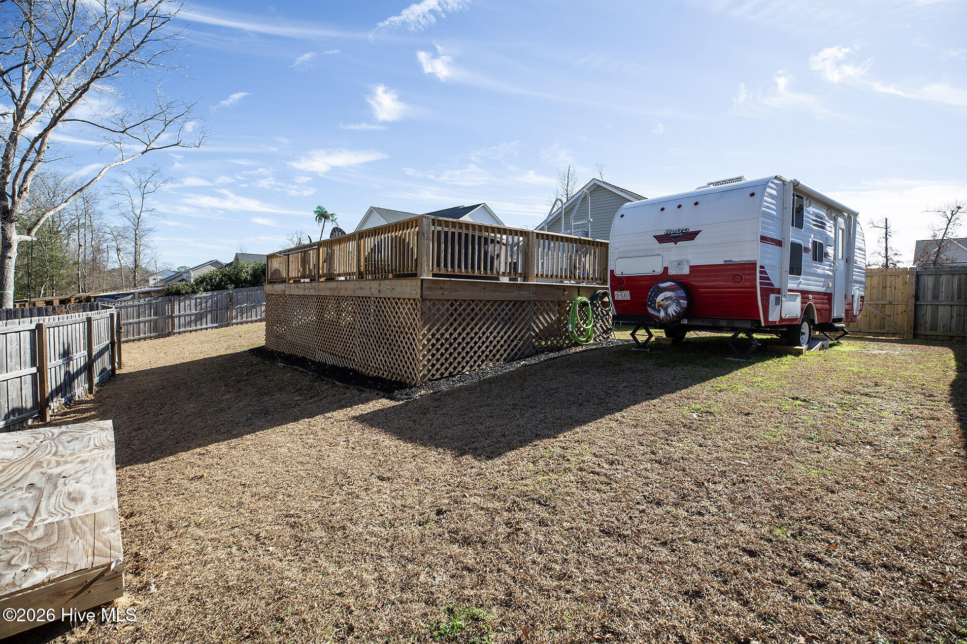 100550596 | Photo 40