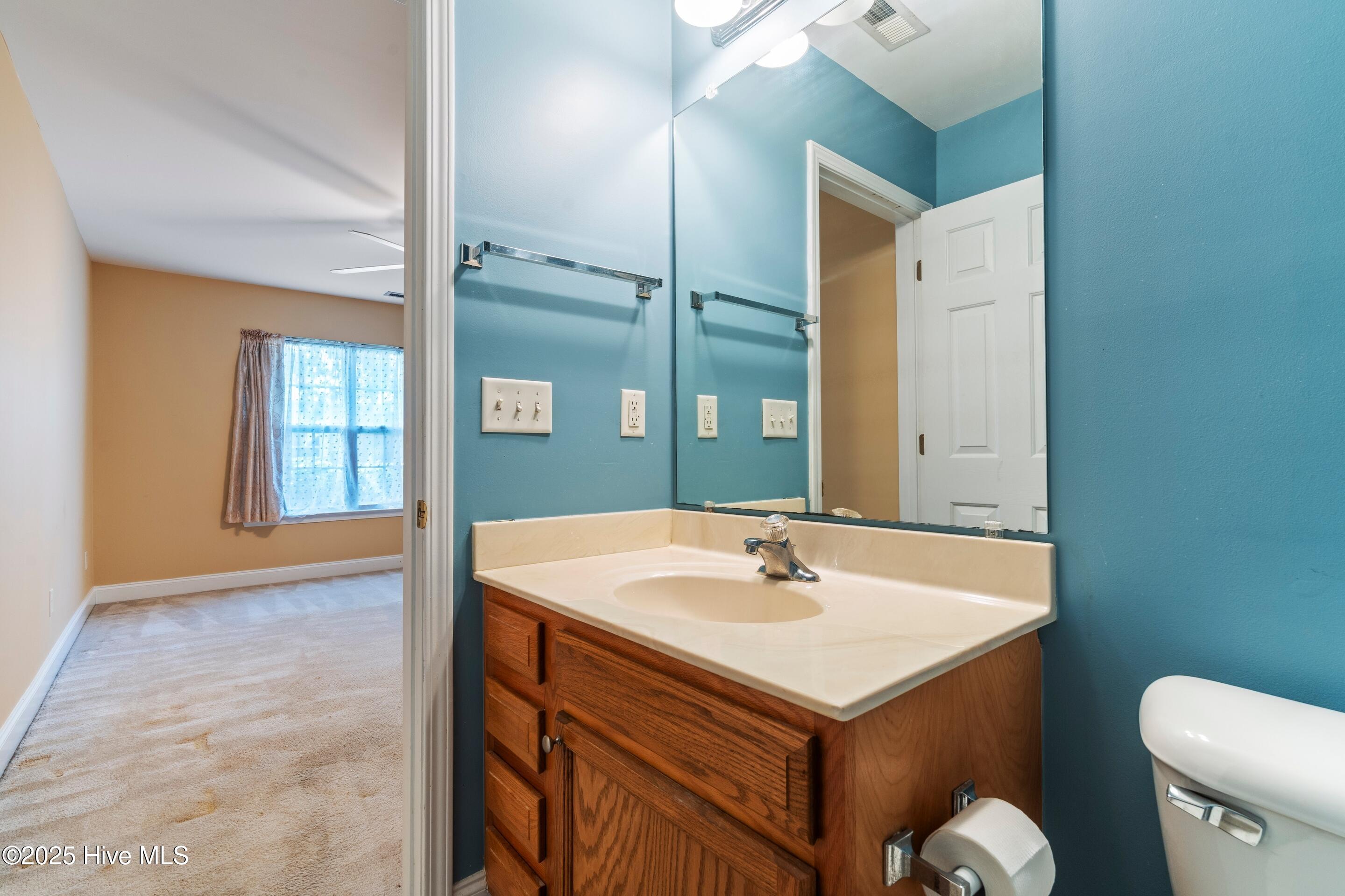 100522418 | Photo 33