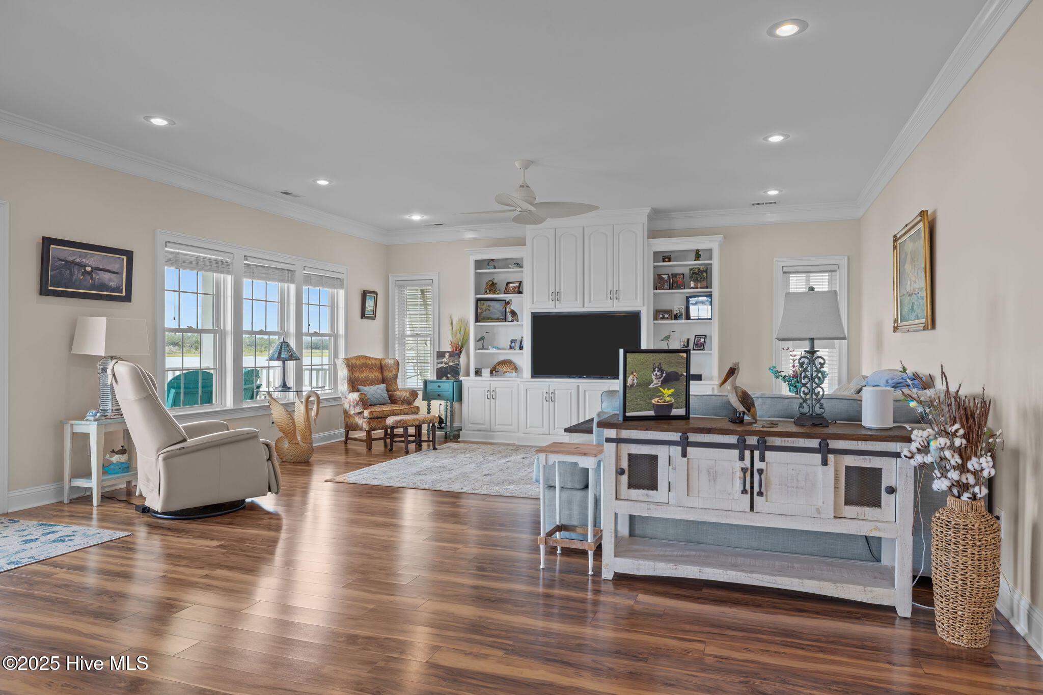 429 Live Oak Road,Newport