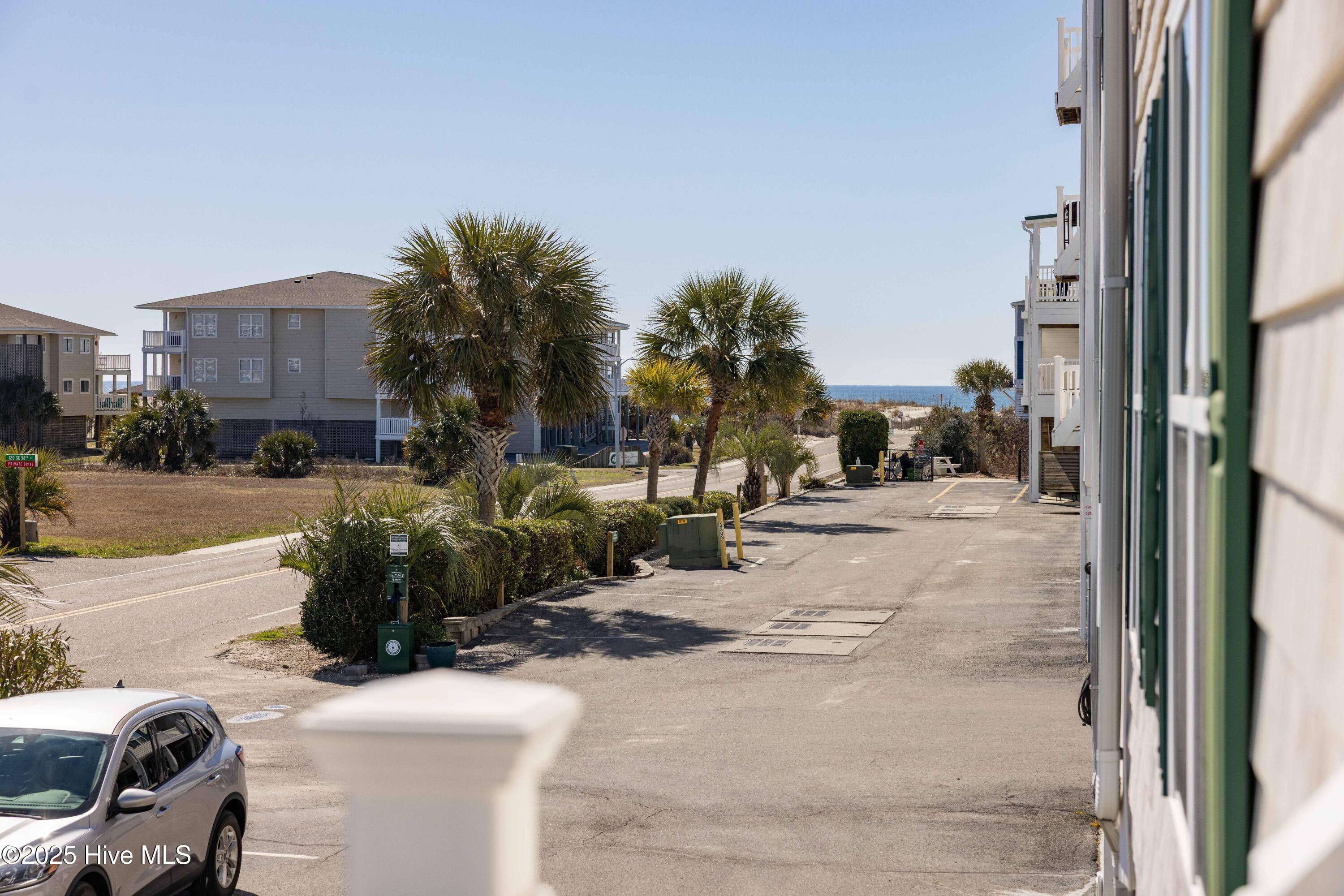 100531456 | Photo 11