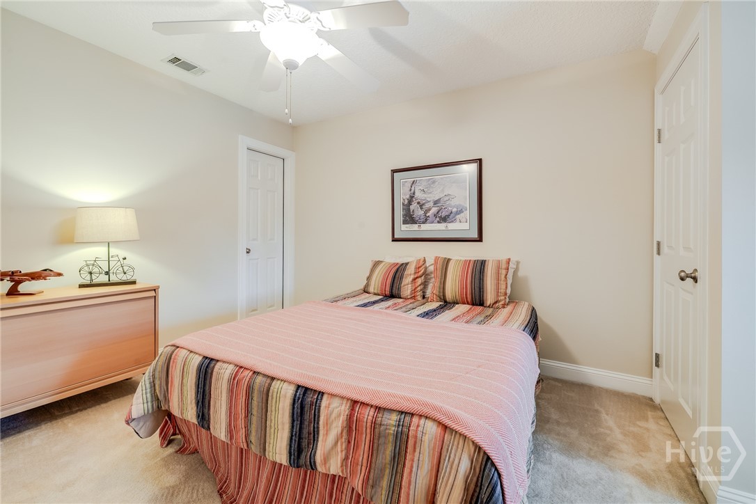 Upstairs bedroom 2