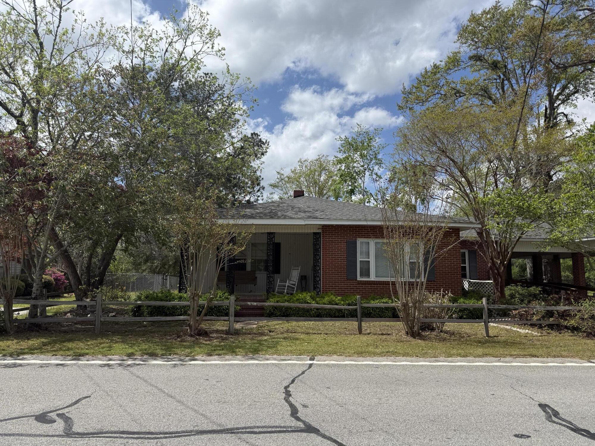 Homes for sale in Millen, GA | 641 S Masonic St, Millen, GA 30442 | MLS# 98257183