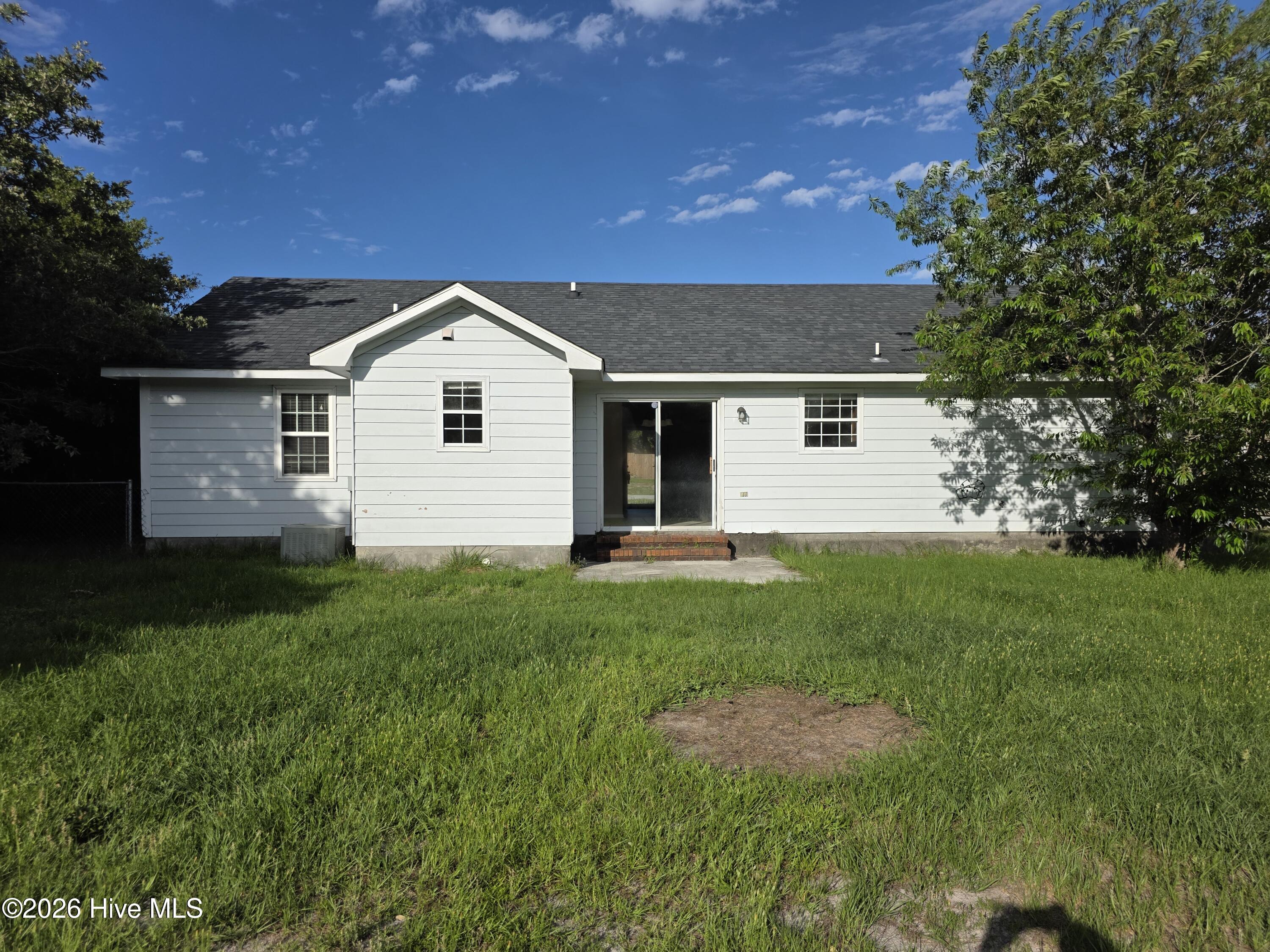206 S Ginger Drive,Hubert