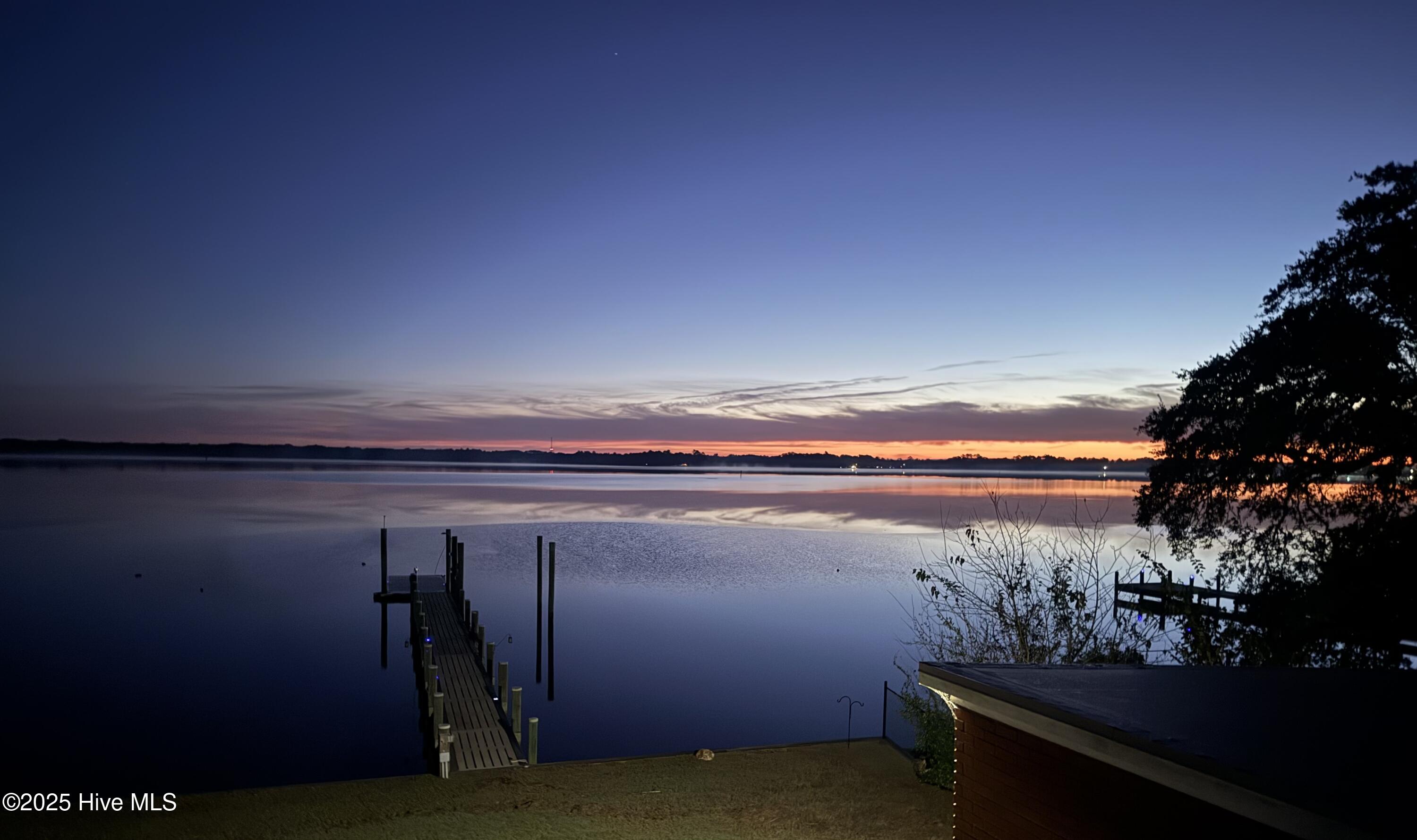 Homes for sale in New Bern, NC | 1804 River Dr, New Bern, NC 28560 | MLS# 100534941