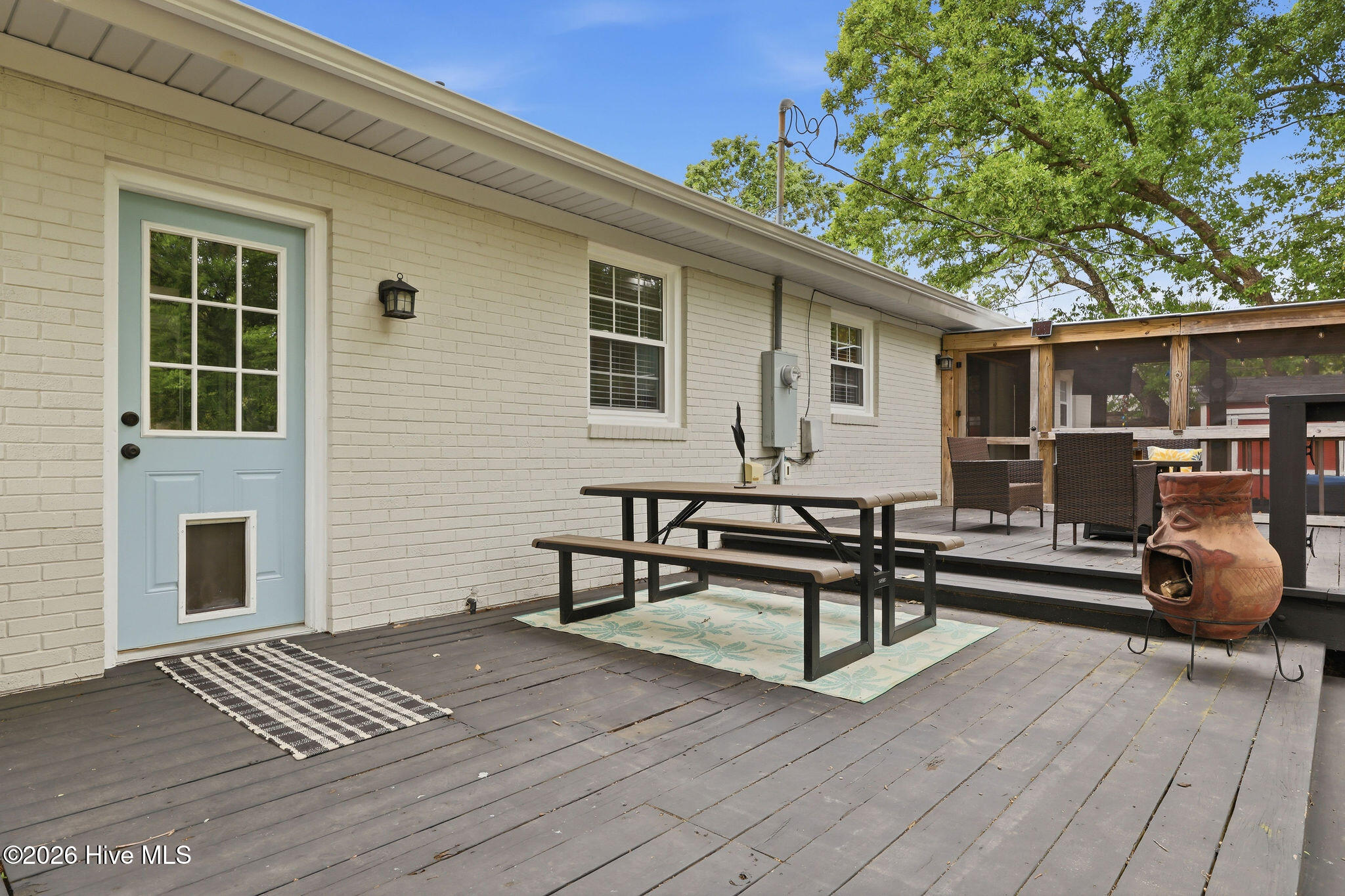 100570539 | Photo 36