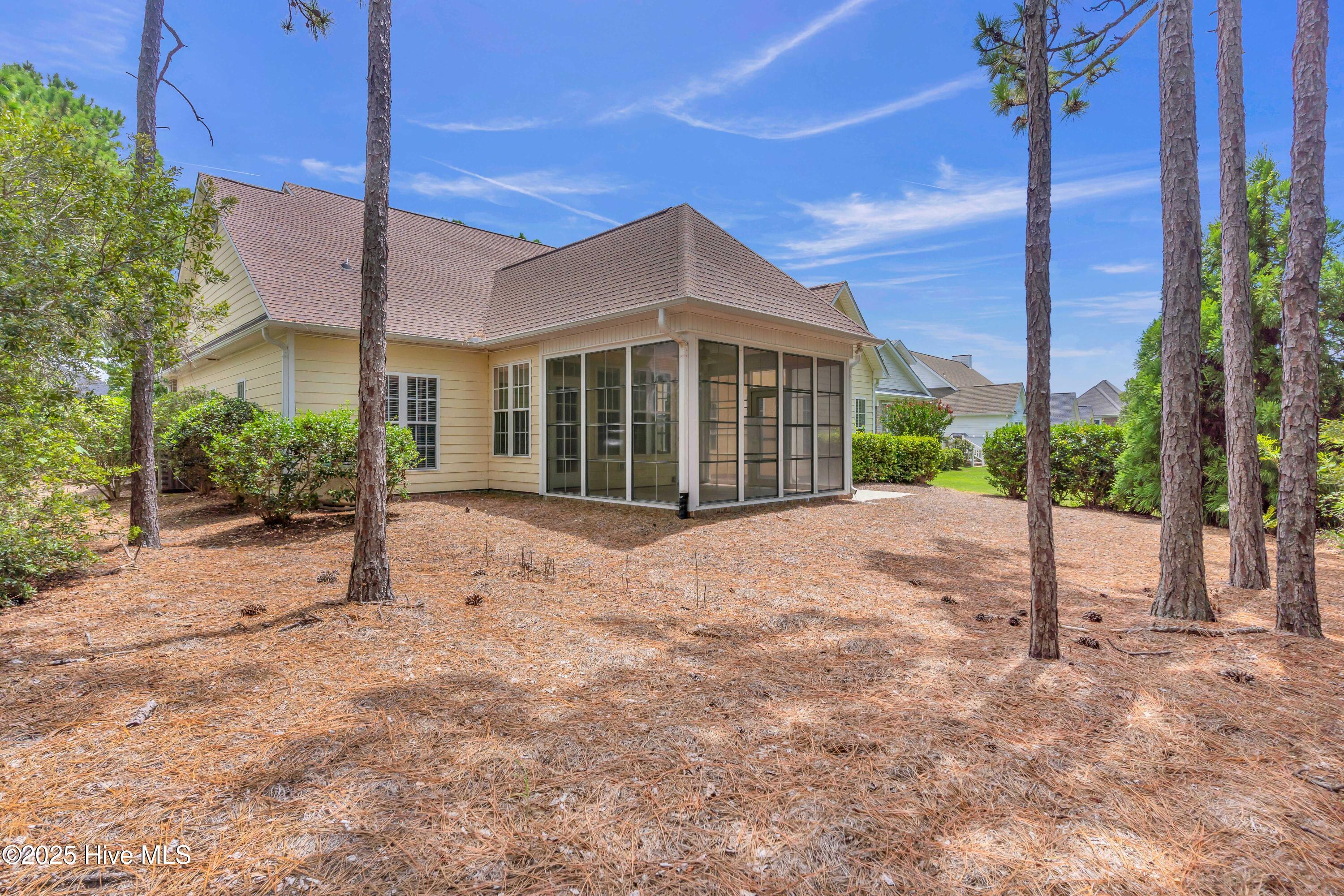 100523896 | Photo 43