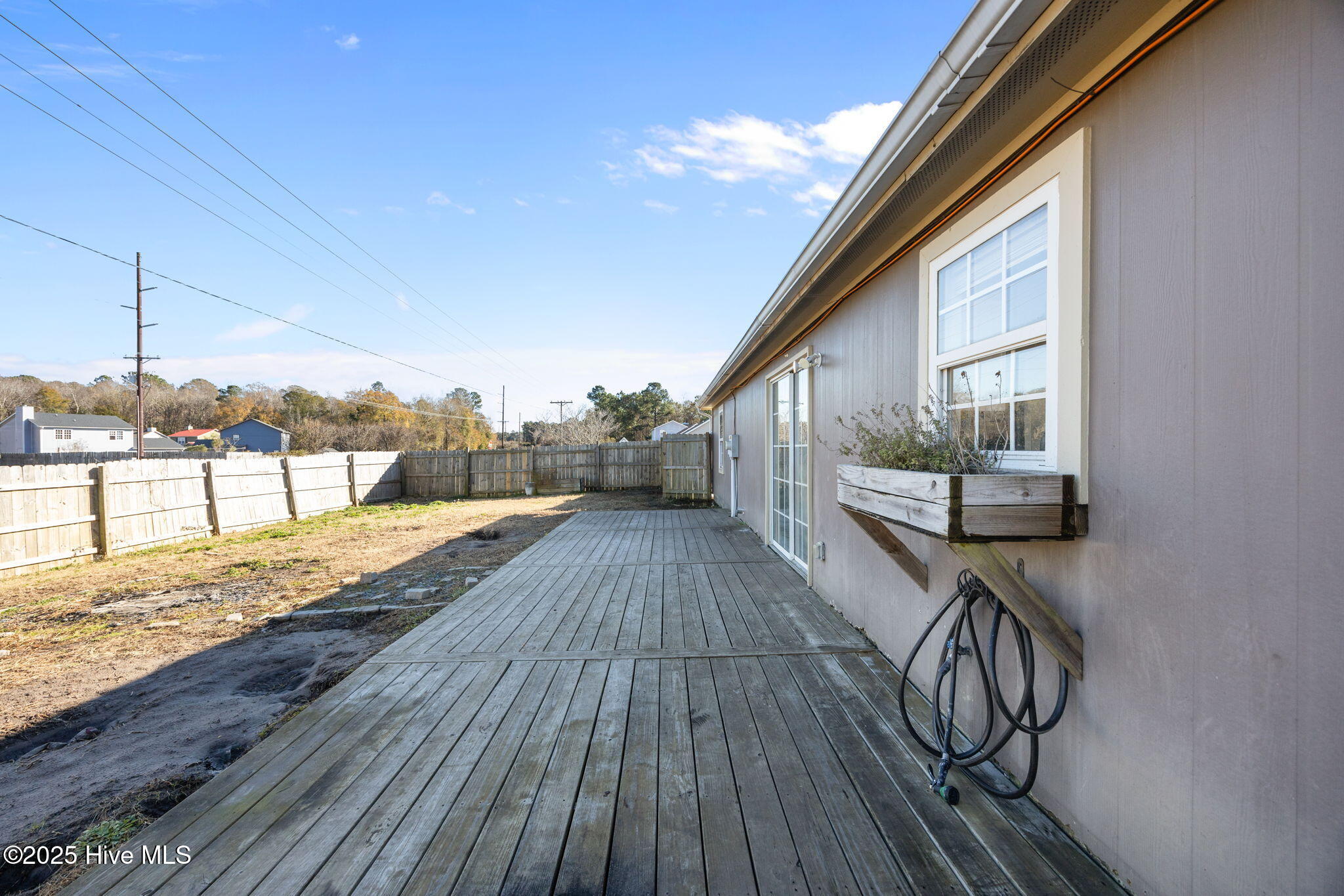 100546397 | Photo 26