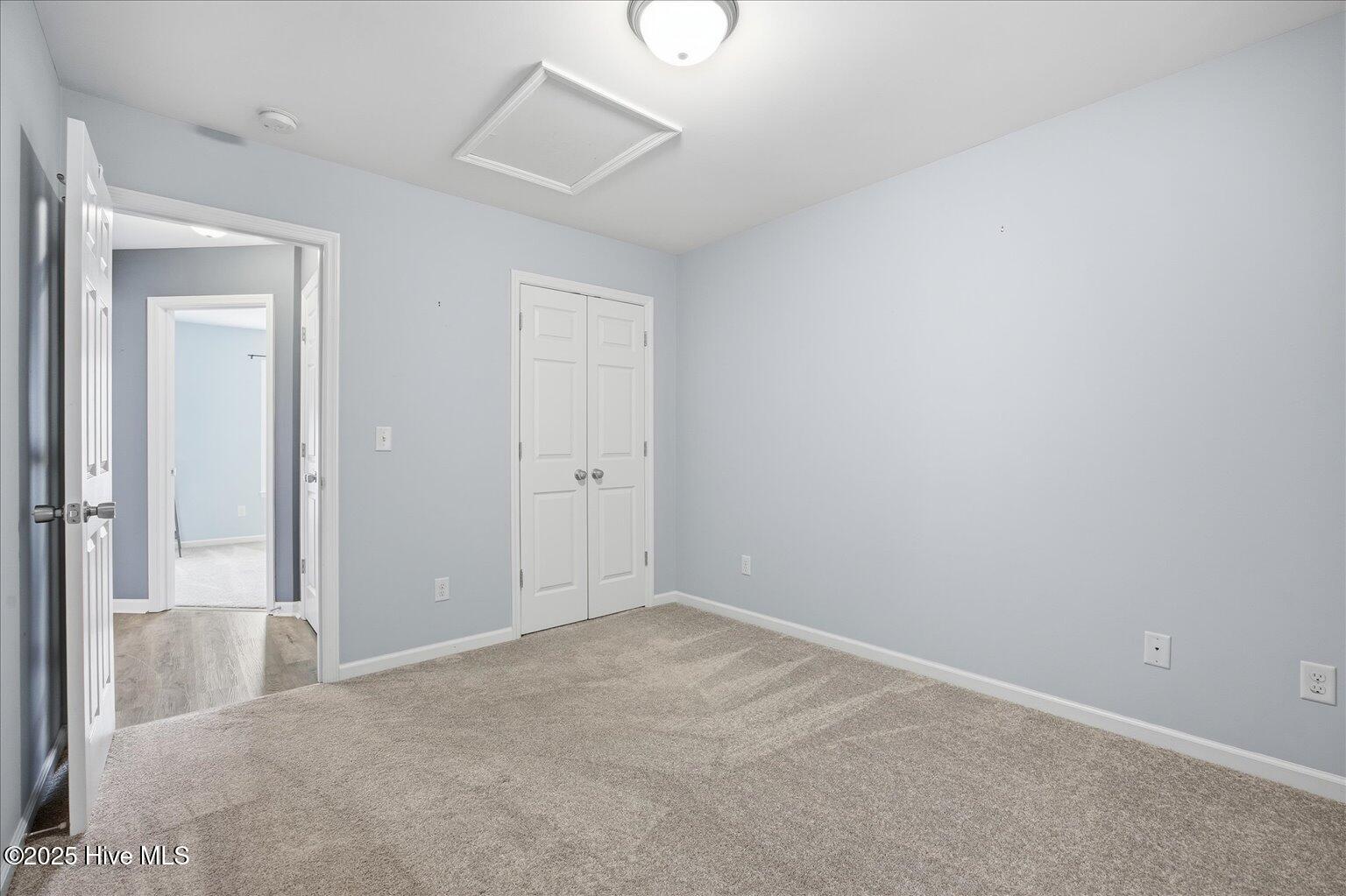 100543351 | Photo 41